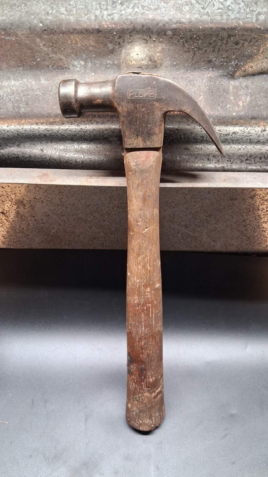 Vintage PLUMB Claw Hammer 1.6 Lbs With Handle