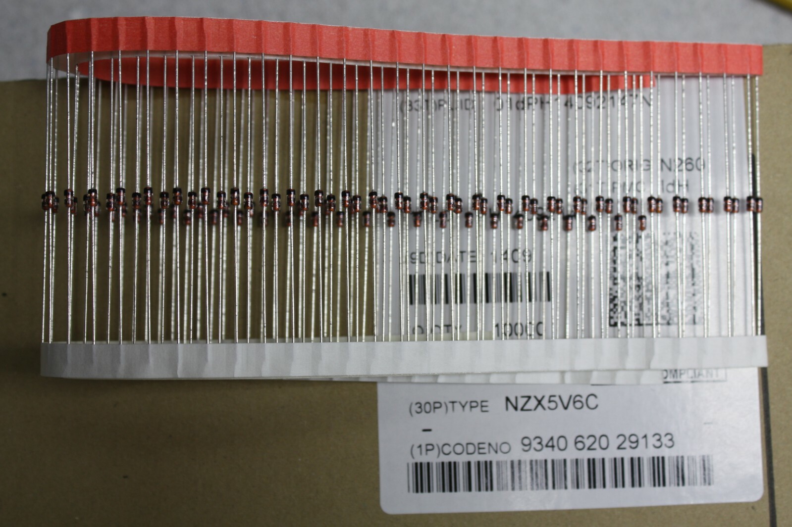 100 pcs NXP NZX5V6C 5.55v Zener Diodes - TV / electronic repair parts