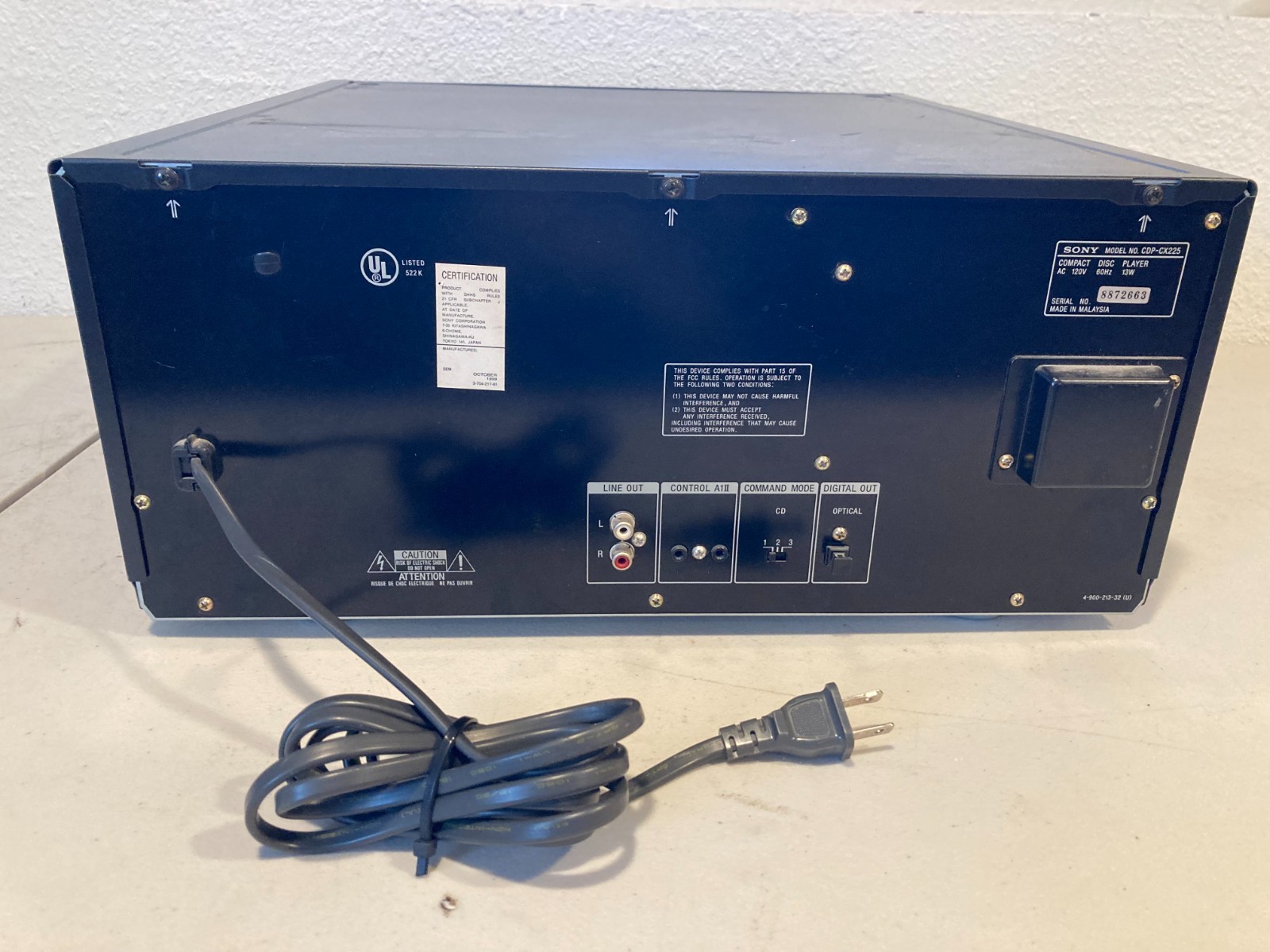 Sony CDP-CX225 Mega Storage 200-Disc CD Changer Player