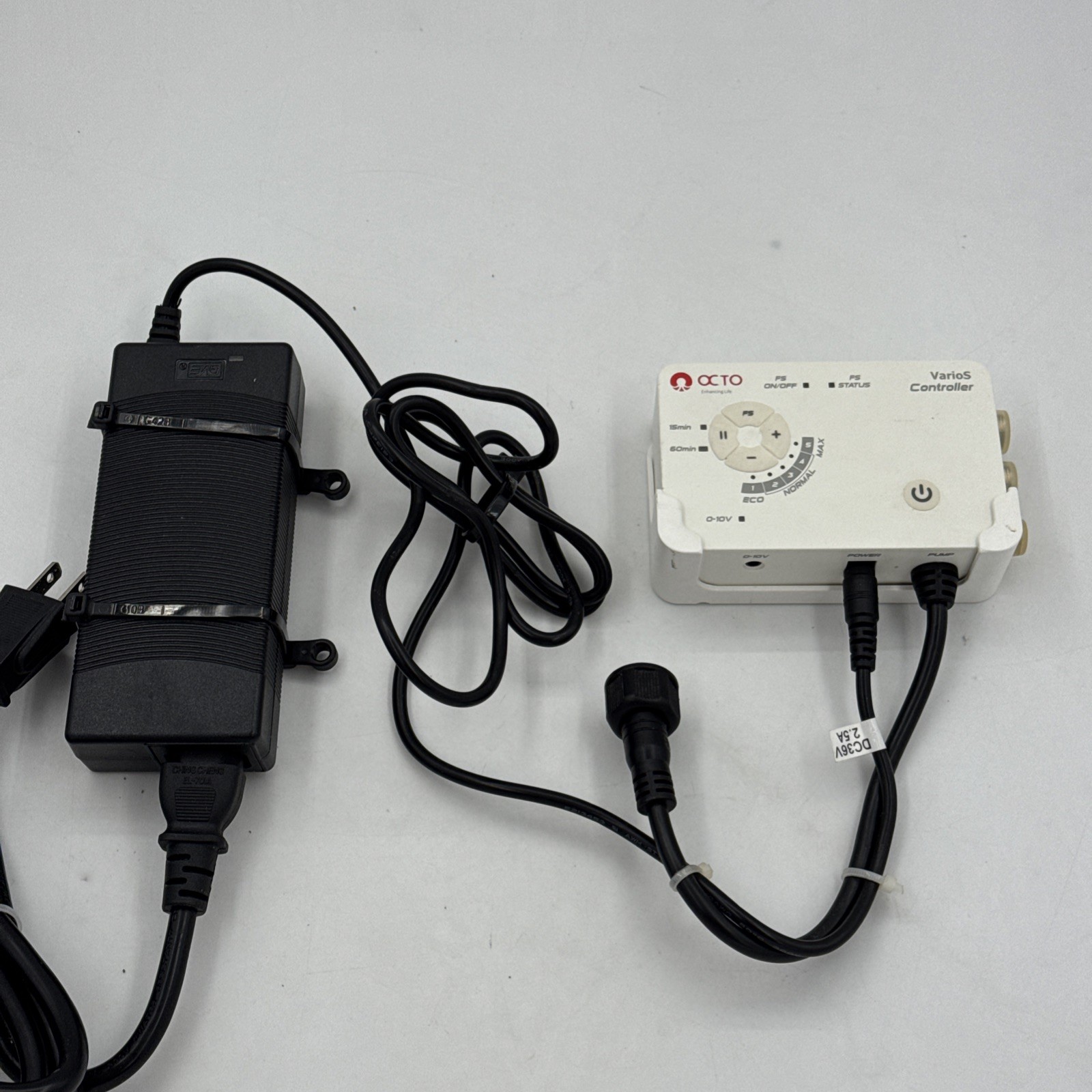 Reef Octopus Octo VarioS-6 Controllable Power Cable PRE-OWNED Powers On