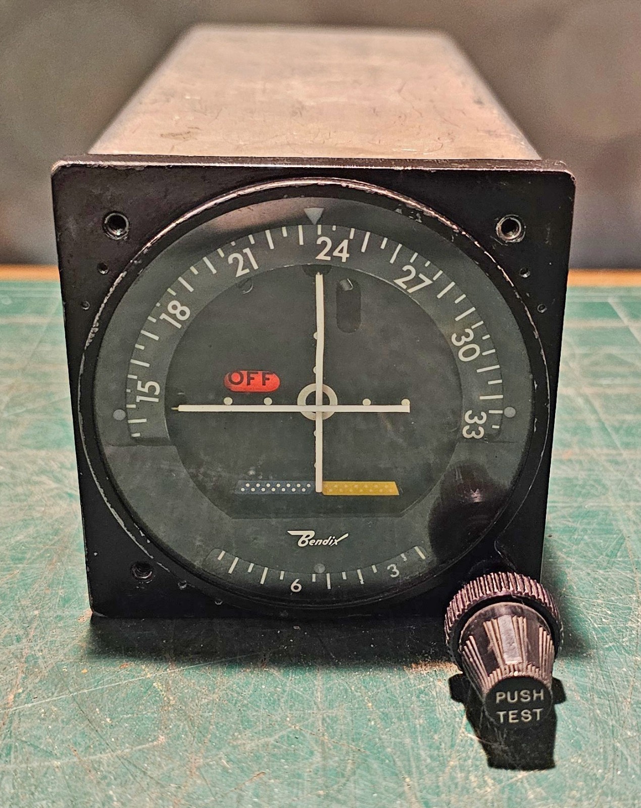 BENDIX IN-226 VOR-ILS Converter Indicator (PN 4000085-2601) - Vintage