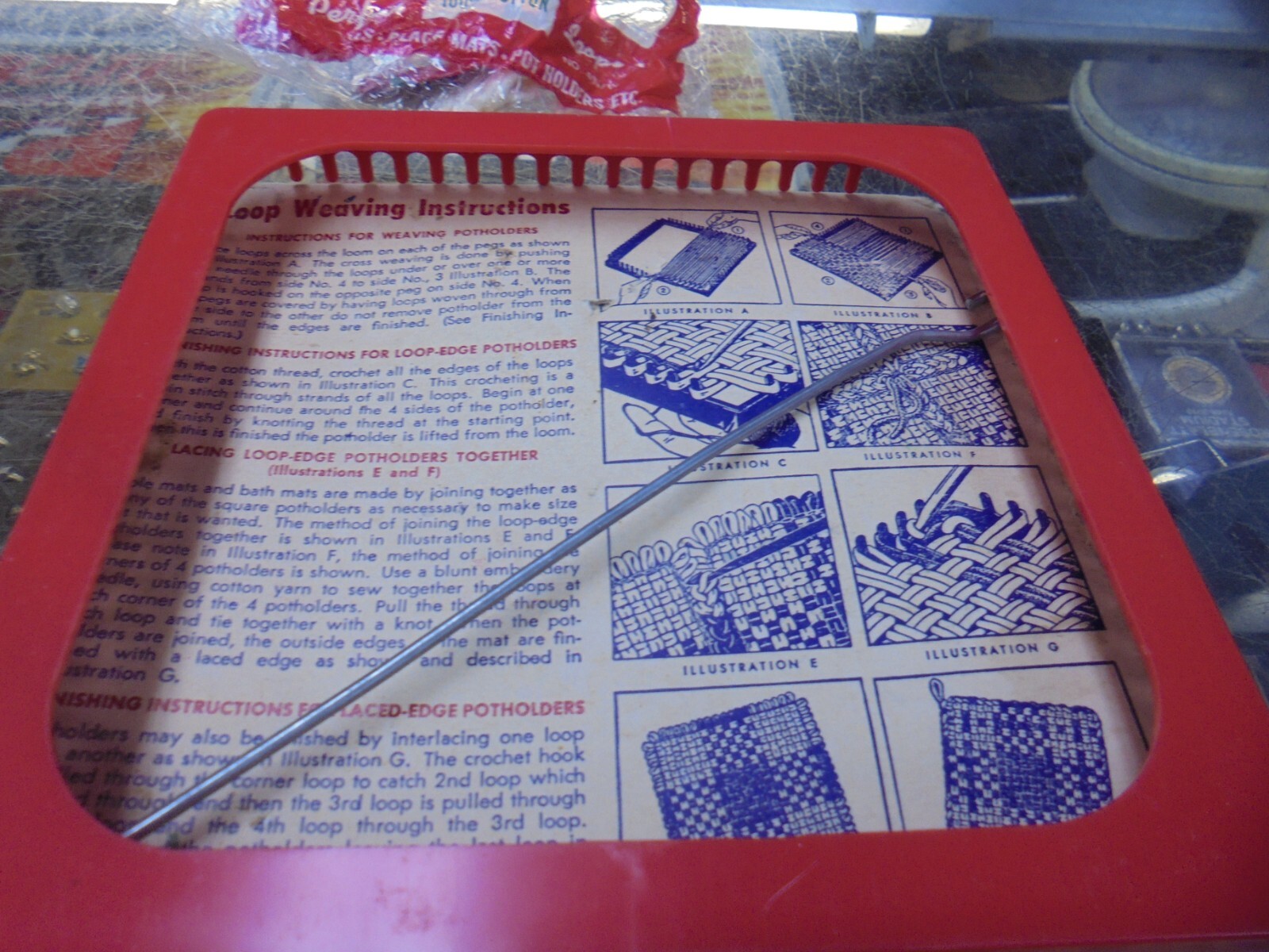 VINTAGE WNC HAND WEAVING LOOM