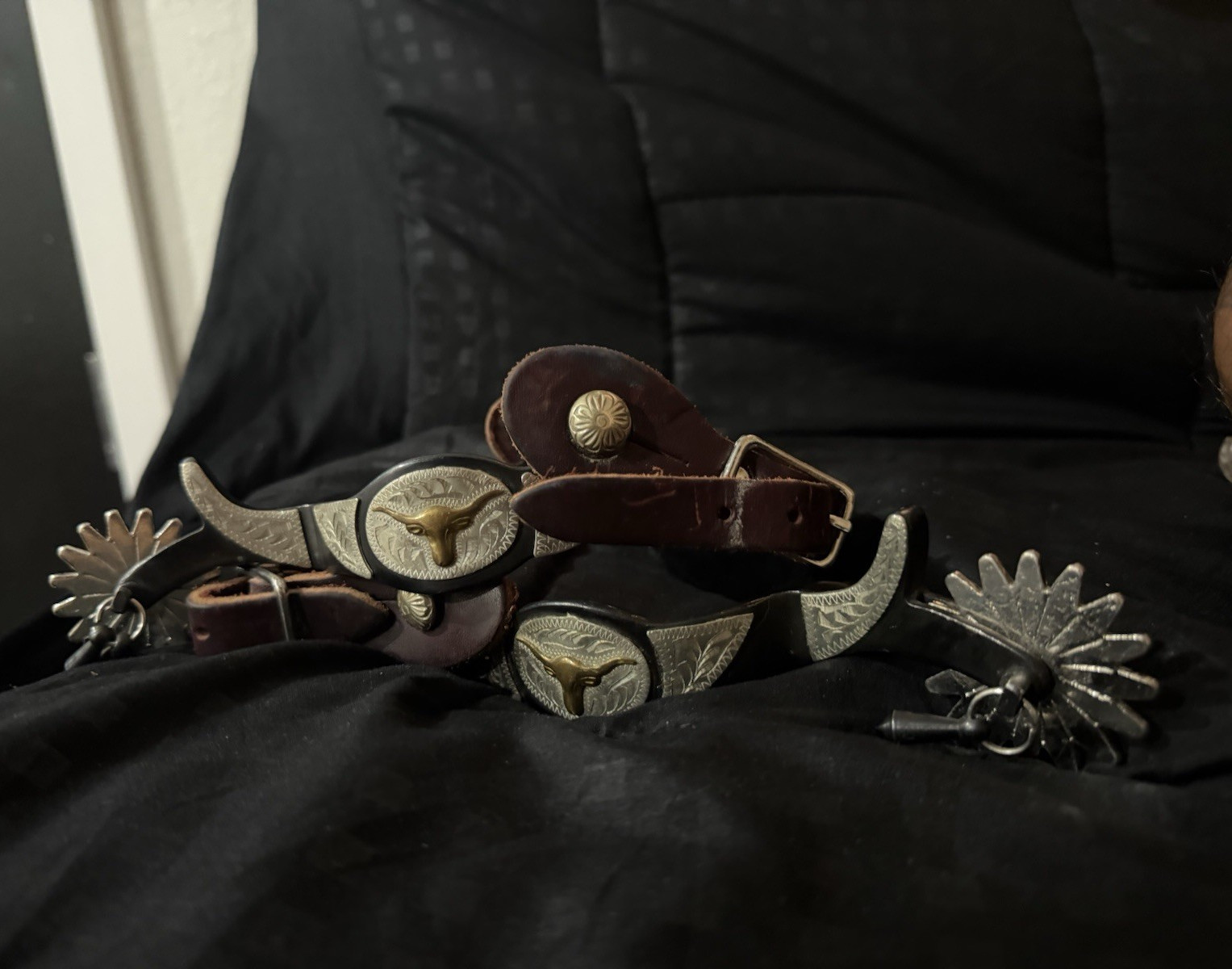 Western Riding Spurs w/ Rowels & Leather Straps, Silver Longhorn