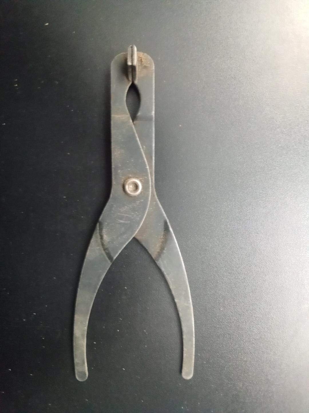 Drum brake parking brake spring tool-End Pliers Removal and Installation Tool