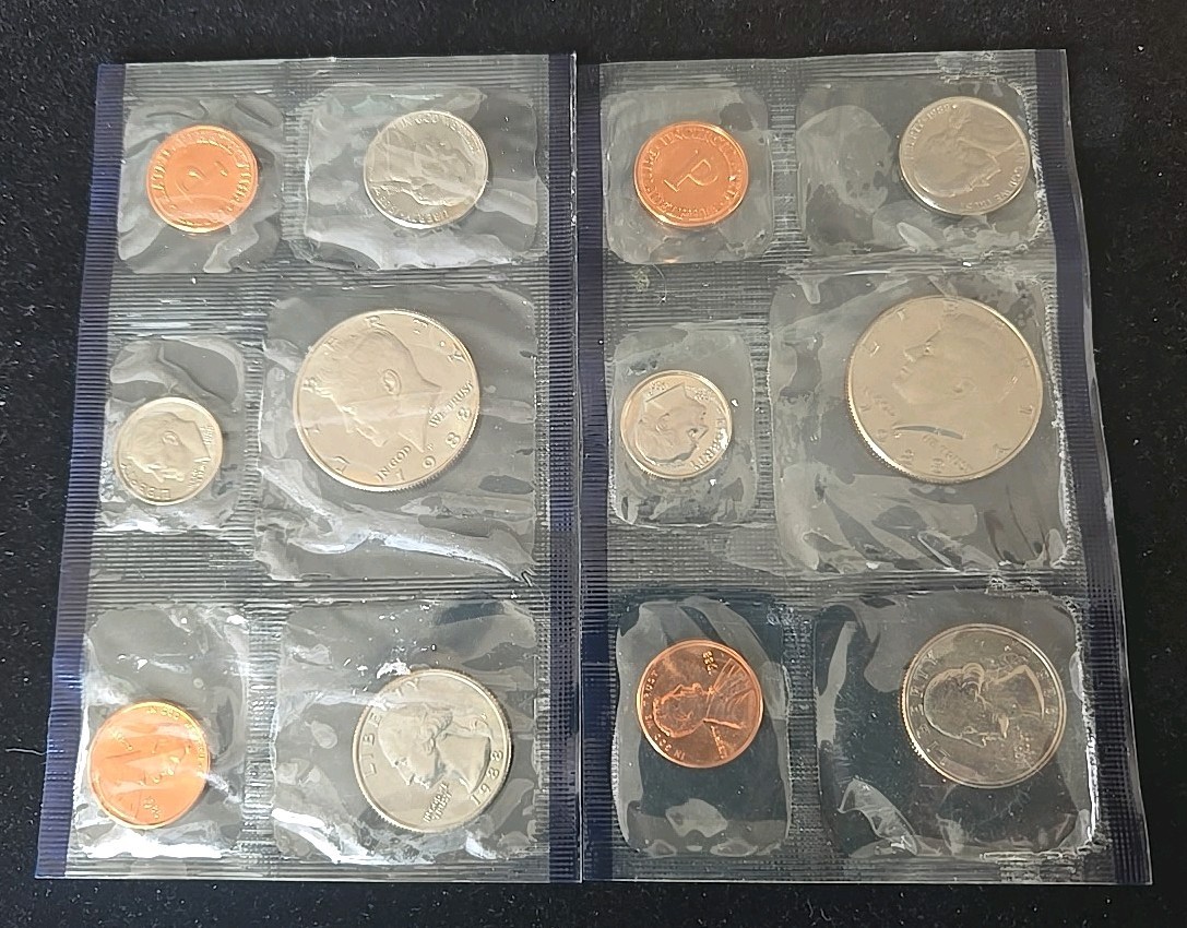 1988 US Mint 10 Coin Uncirculated 2 Complete Just Philadelphia