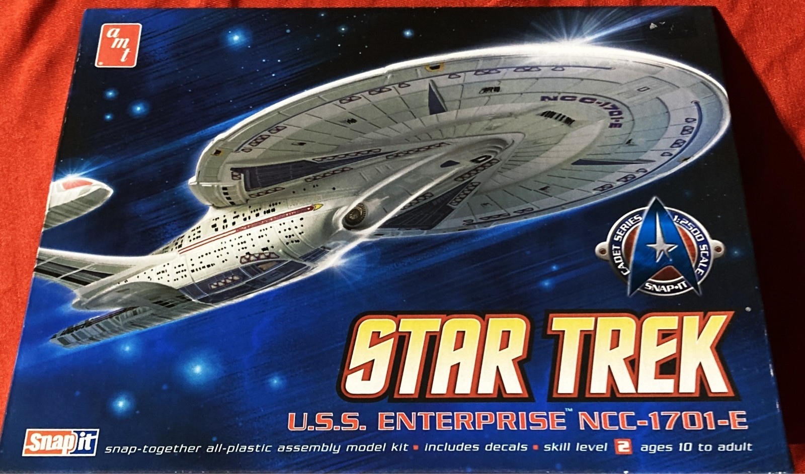 Amt/R2 Star Trek-U.S.S Enterprise E Cadet Series Snap-Together Model Kit