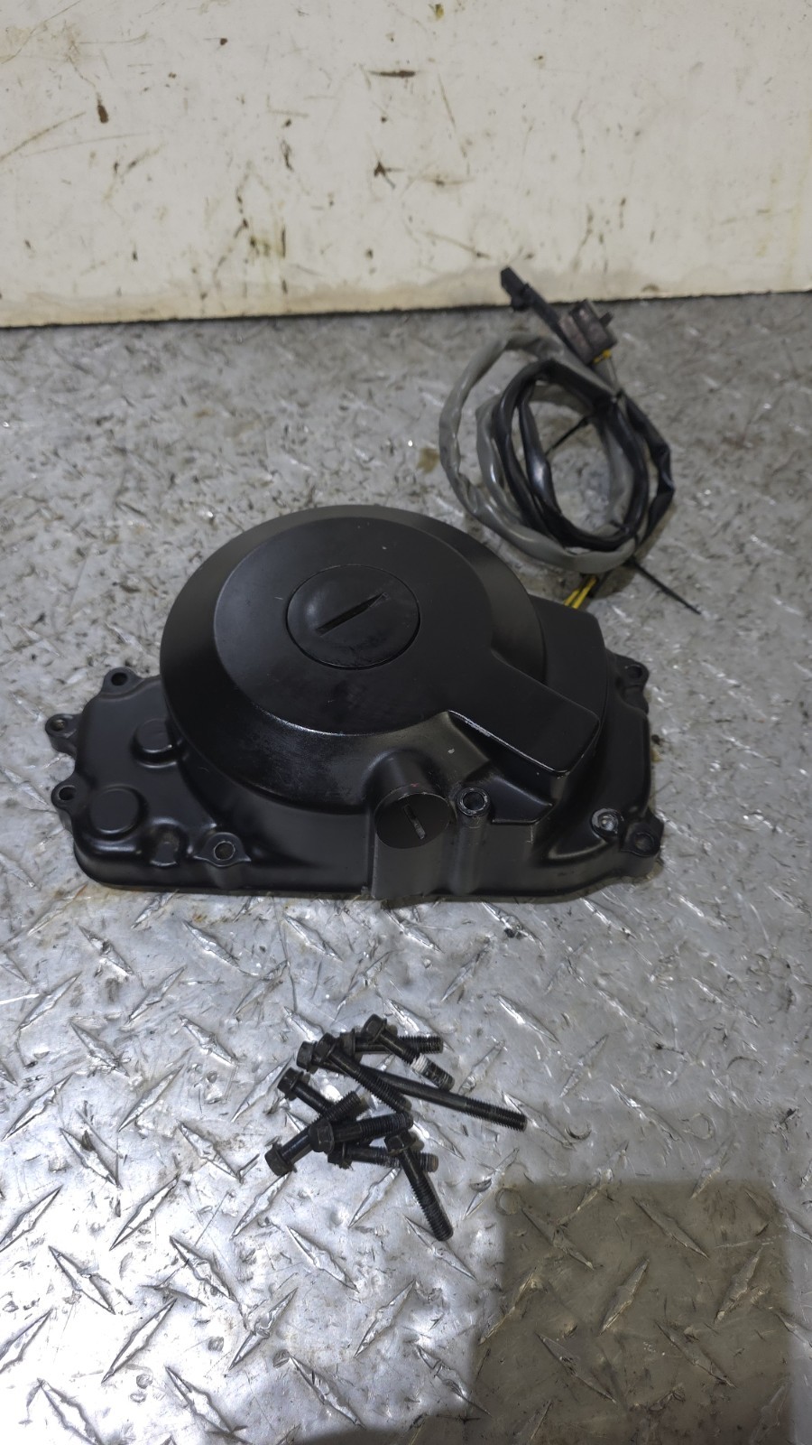 2008-2012 KAWASAKI NINJA EX250 OEM STATOR/STARTER COVER ASSEMBLY W/ STATOR