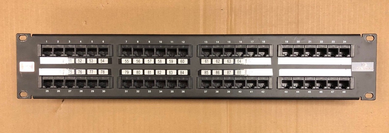 Leviton Cat 5e GigaMax Universal 5G584-U48 U2 48 Port Patch Panel Rack Mount