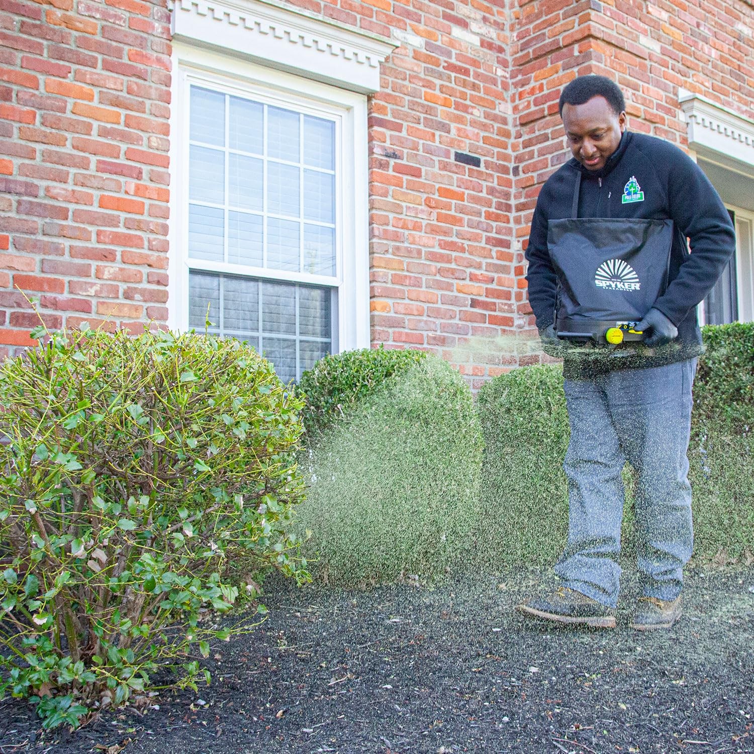Spyker 25lb Bag Spreader with Material Viewing Window & Easy Calibration Syst...