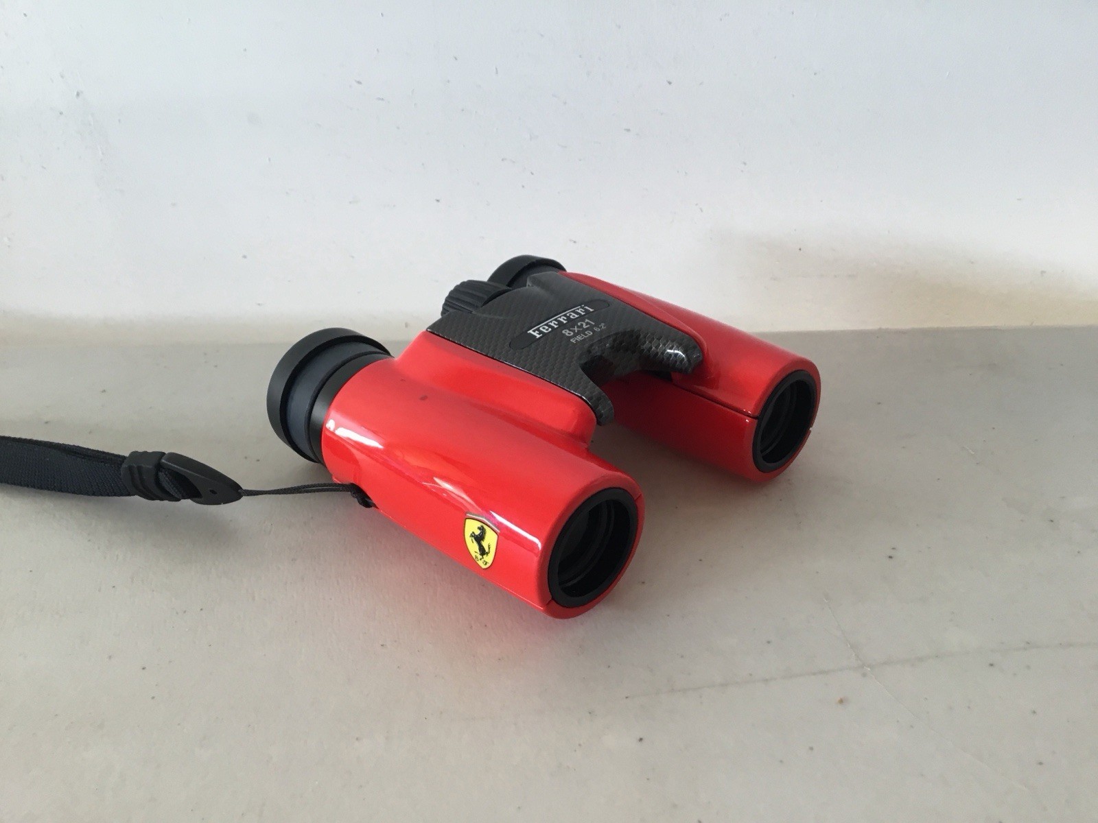 Olympus Ferrari Speed View 8 X 21 Binoculars With Case And Strap