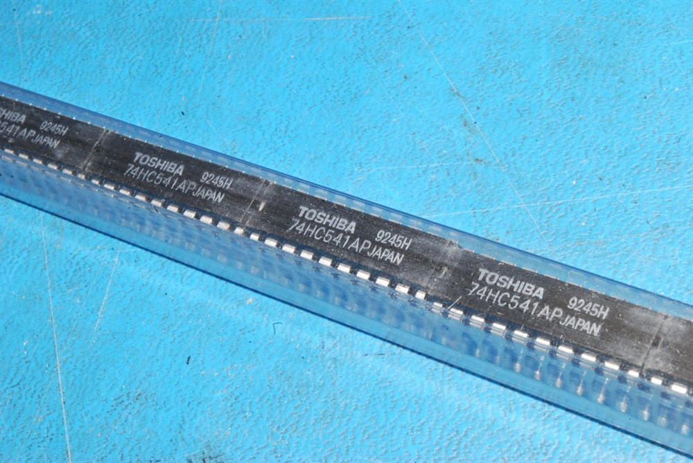 New (14pcs) TC74HC541AP TOSHIBA IC Logic