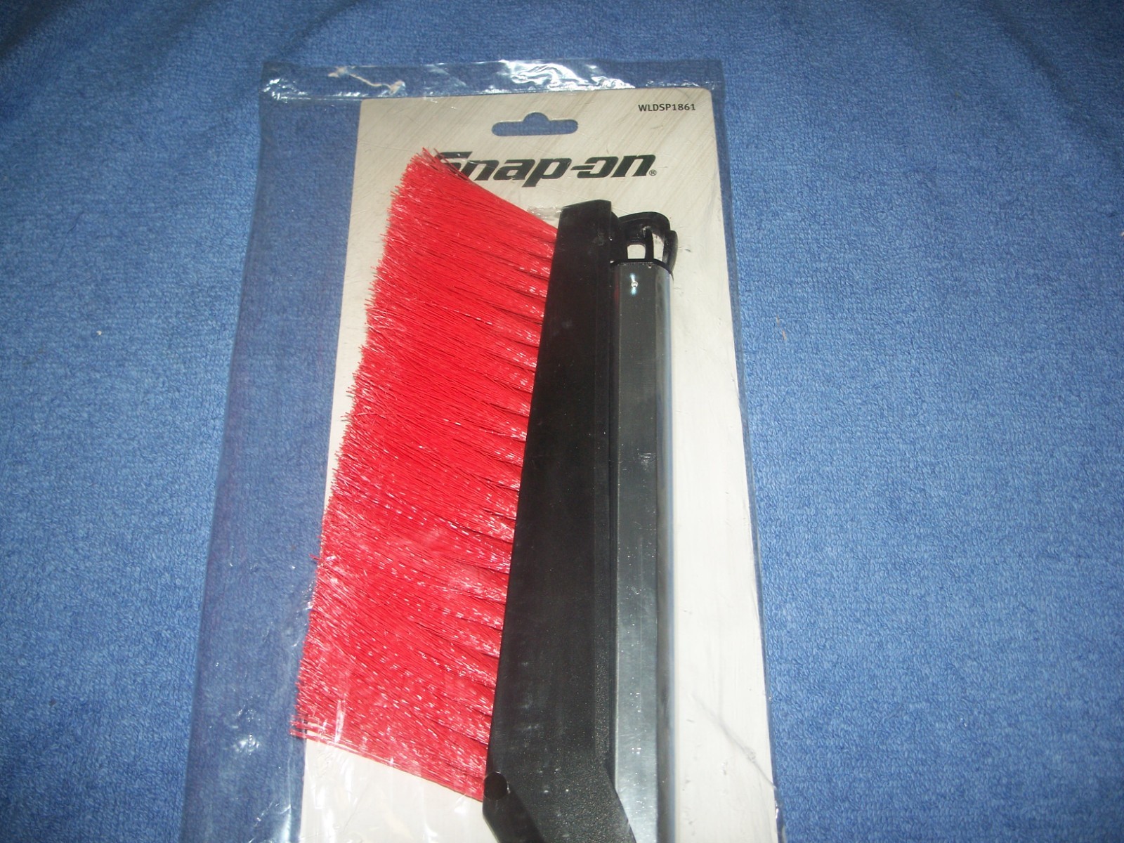 Snap On Tools Snow Brush / Ice Scraper Extends up 34" New