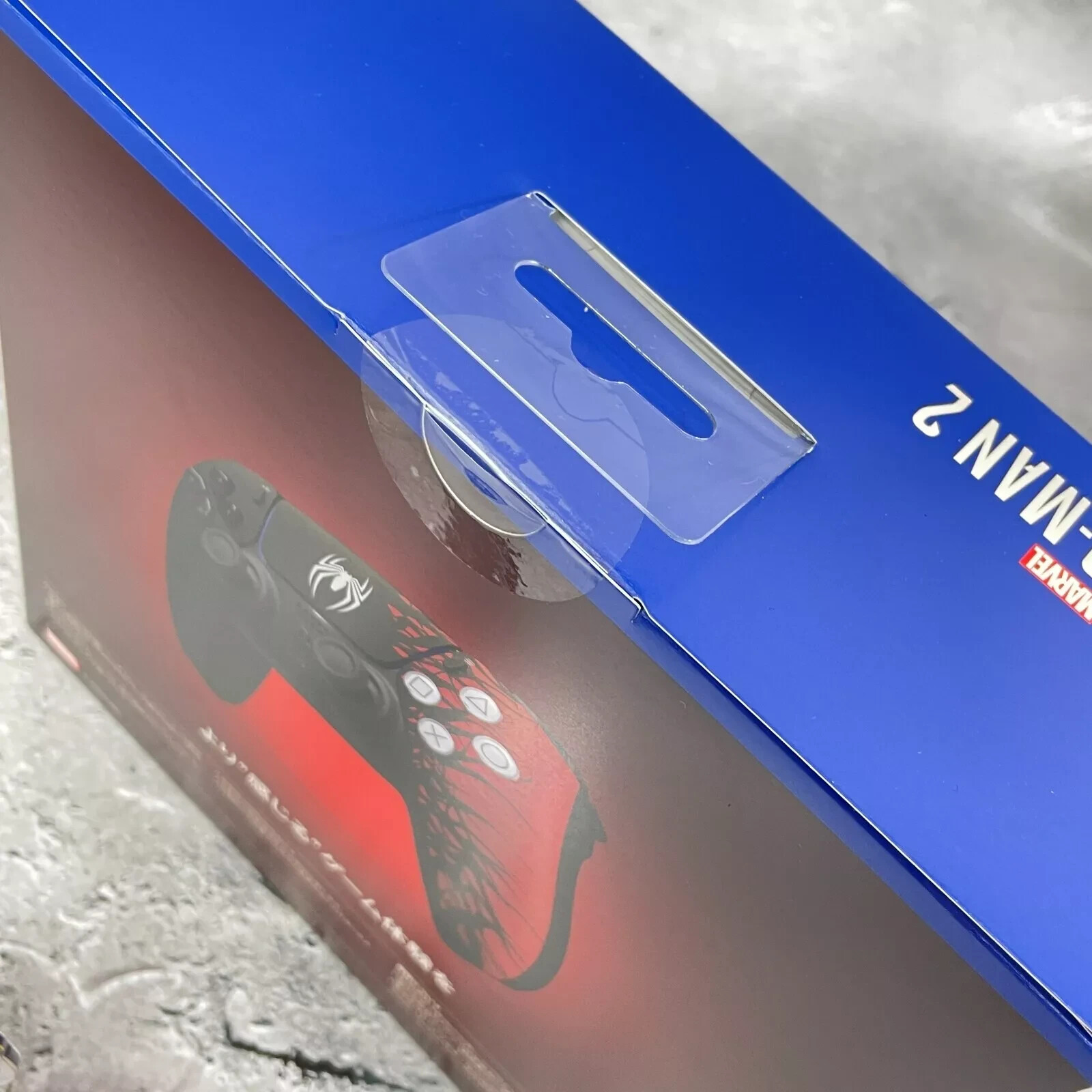 PS5 Marvel's Spider-Man 2 Limited Edition DualSense Controller and Console Cover
