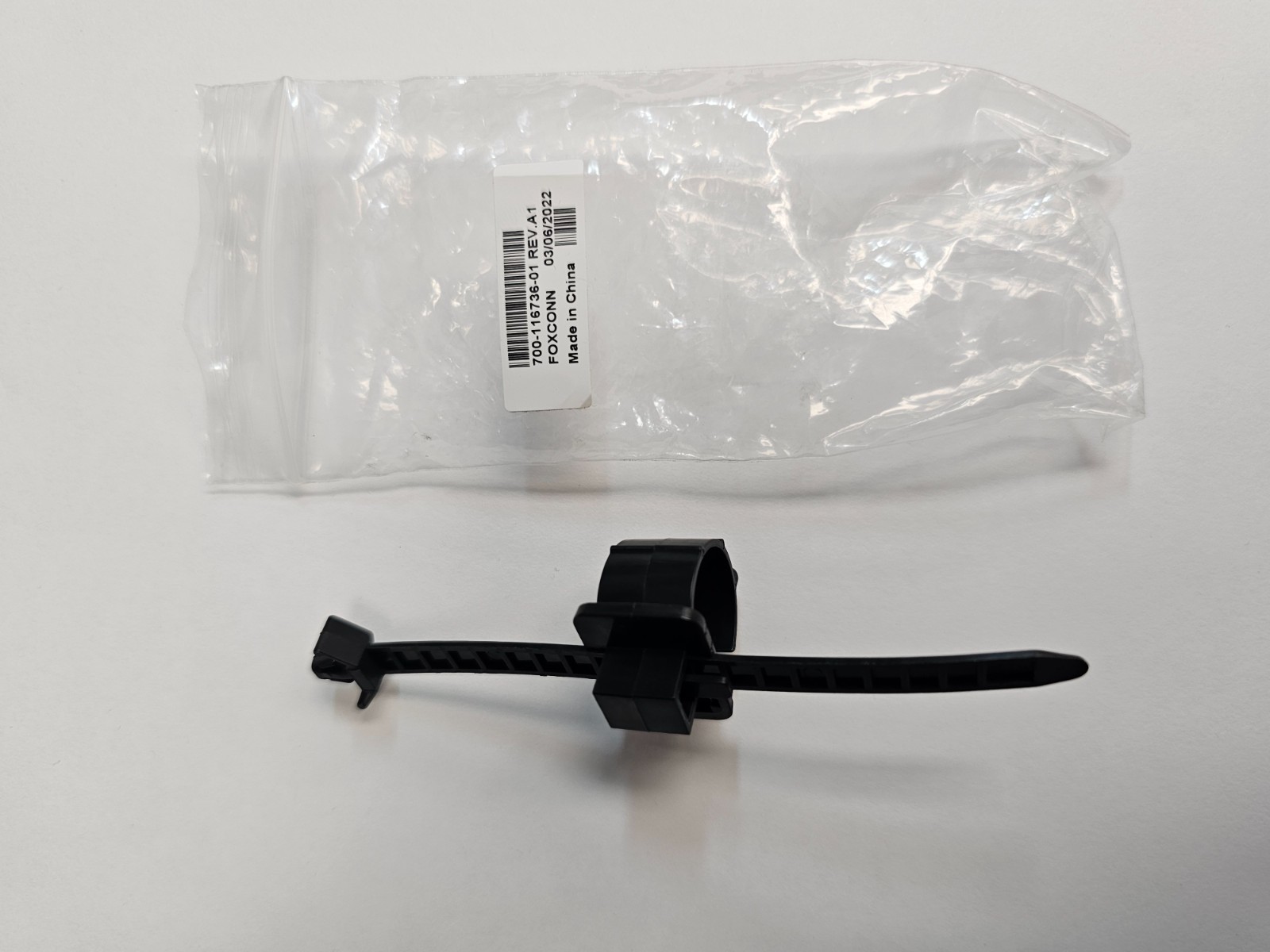 Cisco 700-116736-01 Cable Management Accessory C5 C6 PSU