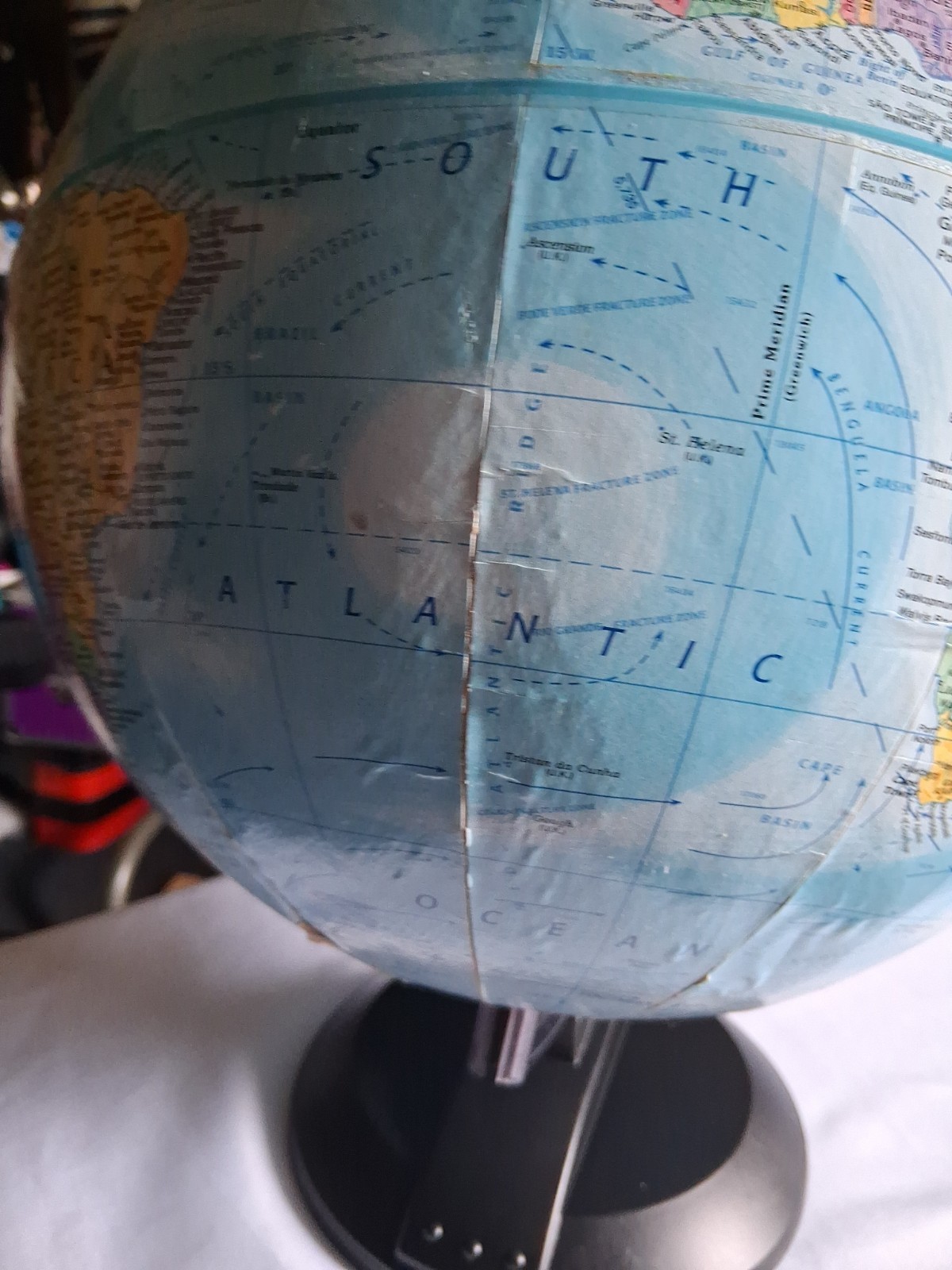 GlobeMaster 12" Tabletop Rotating Multicolor World Globe *see aging As Is*