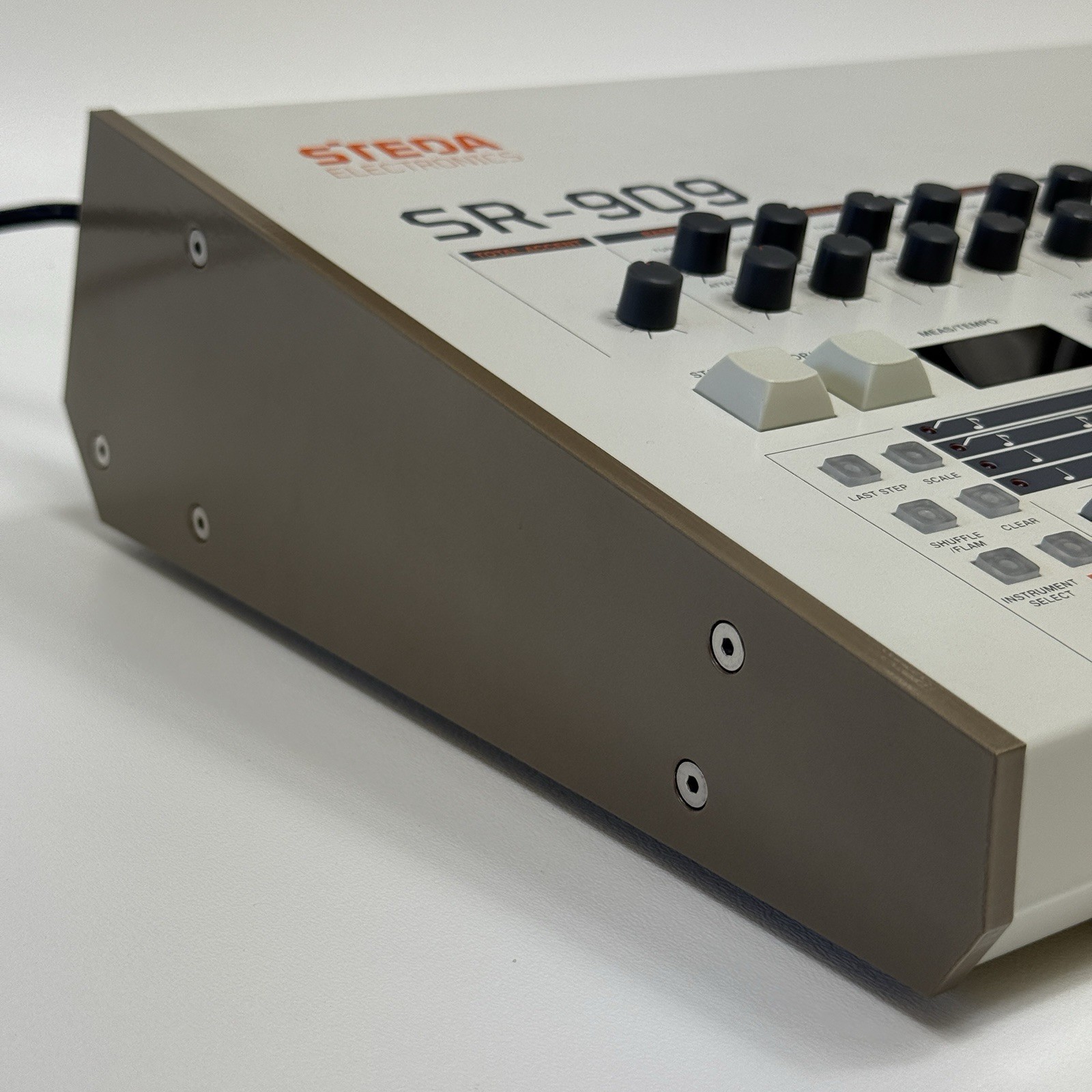 Steda Electronics SR-909 Analog Drum Machine TR-909 Clone Tested Works Excellent