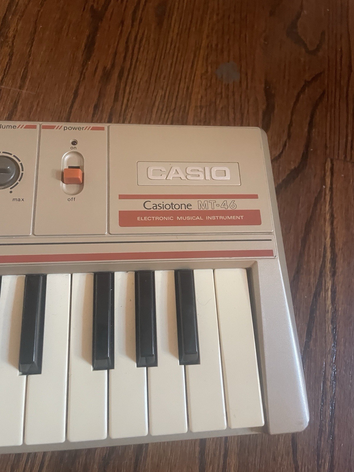 Casio Casiotone MT-46 32-Key Keyboard Working