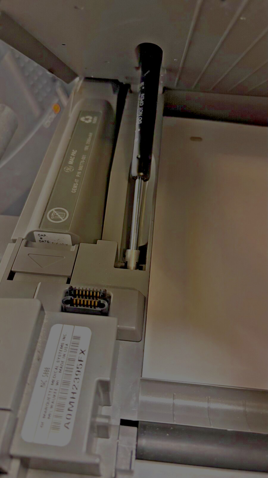 GE MARQUETTE MAC 5000 ECG SYSTEM (#2922)