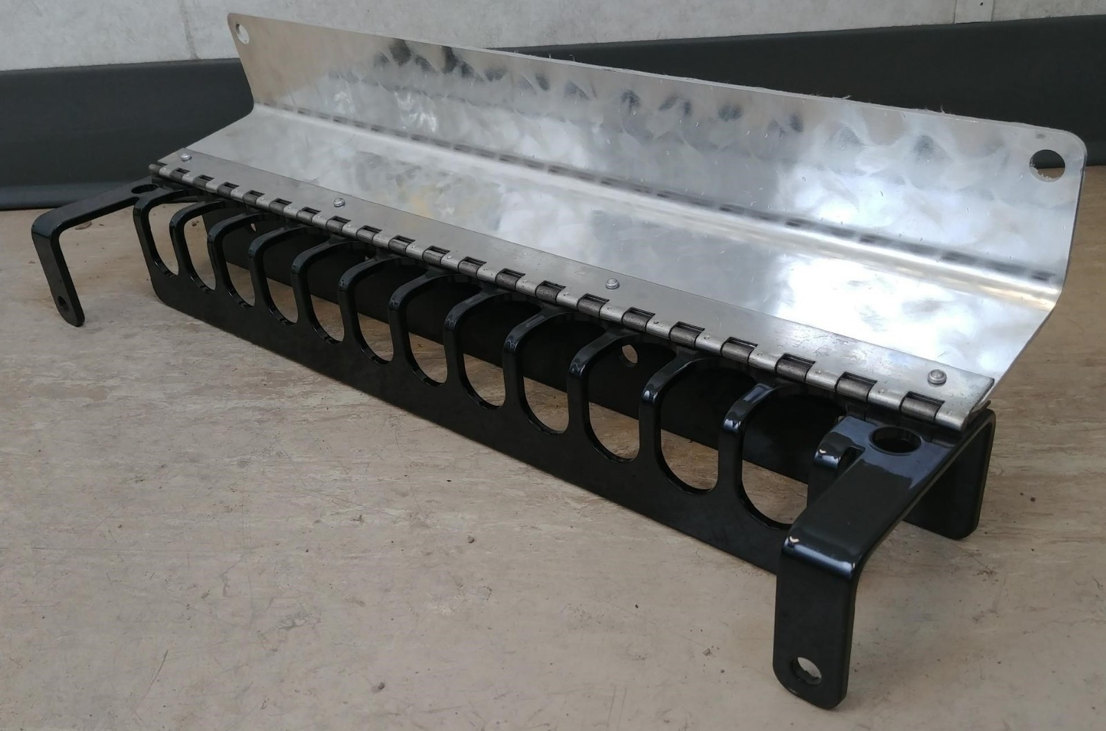 Chain Hanger, Cab Rack for Truck Headache Rack, or Bulkhead Lockable 3321-PC