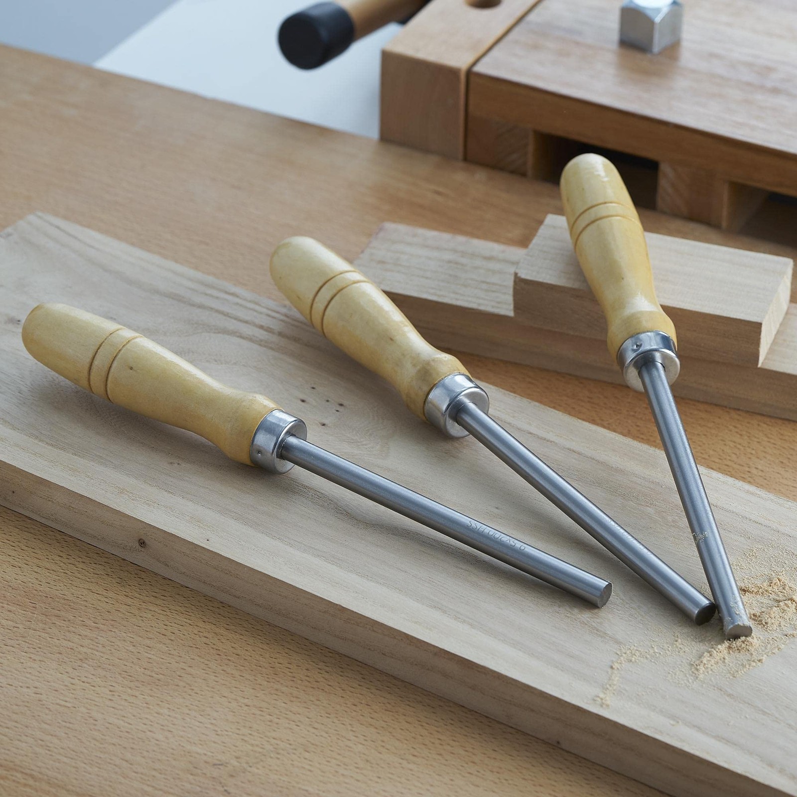 HERMIT TOOLS Cabinet Scraper Burnisher with 4 Piece Multi-Shaped Scraper Set 2 R