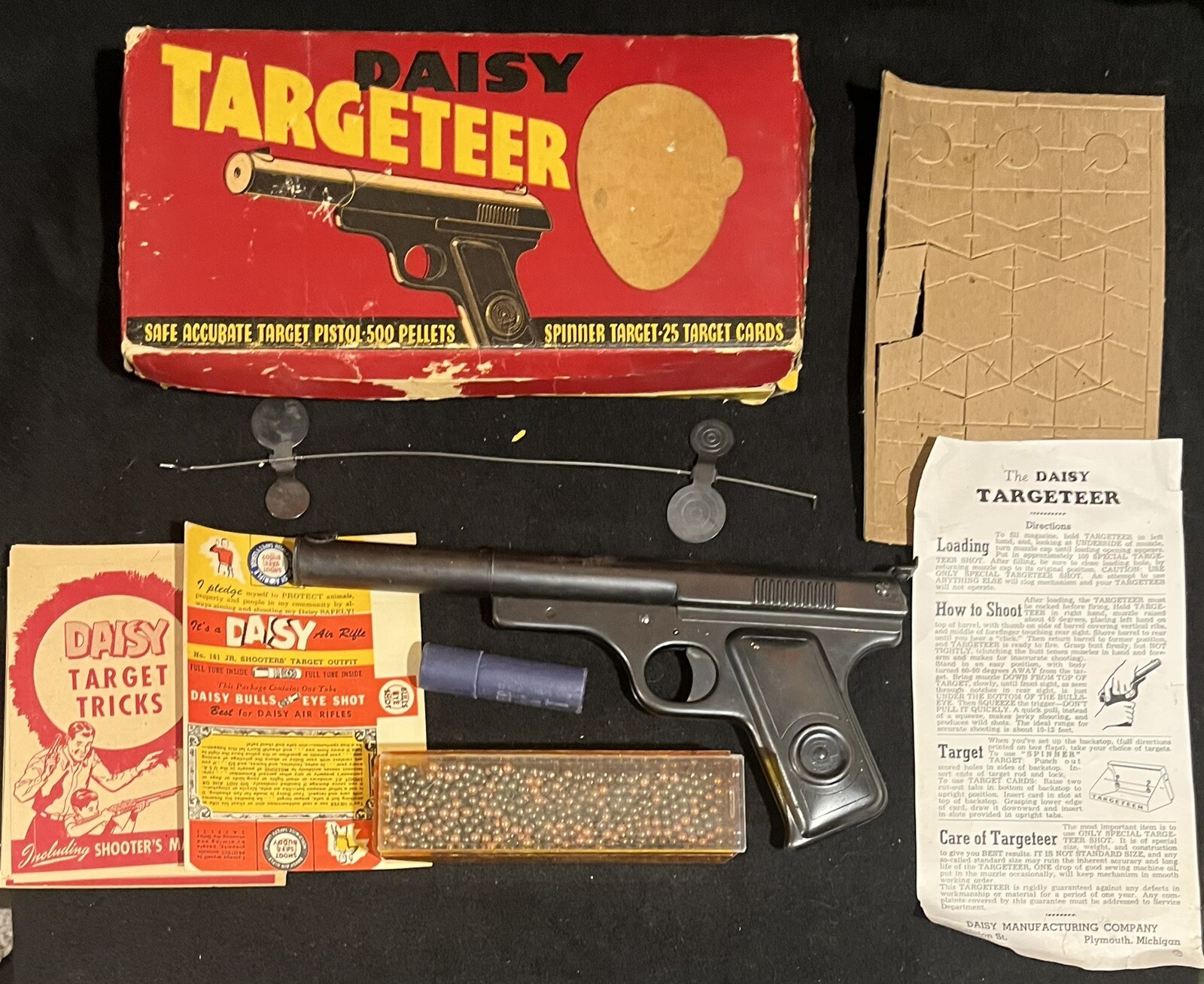 Vintage Daisy 118 Targeteer Special BB Pistol - Box, BBS, Button, Targets +++