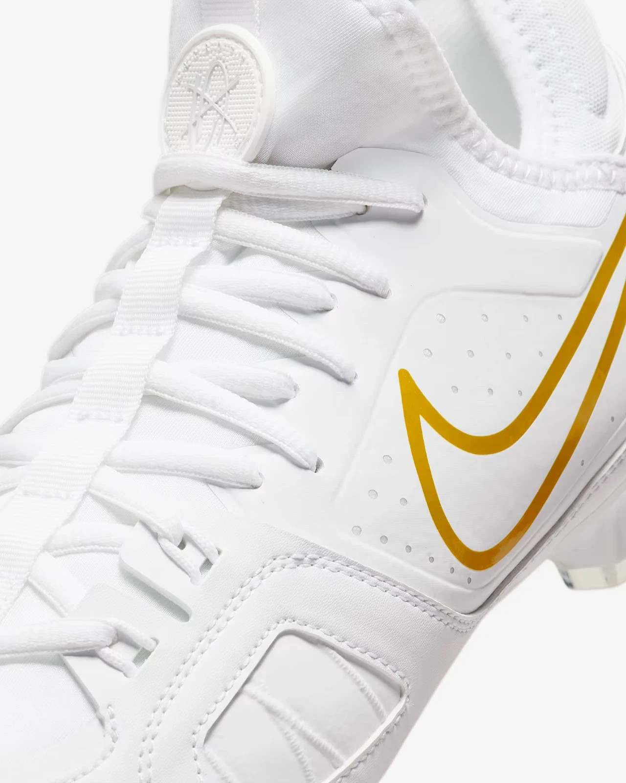 Nike Huarache 9 Varsity LAX size 8-9 White/Metallic Gold Men's Lacrosse Cleat