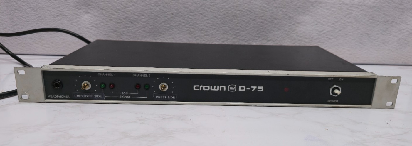 Crown D-75 Vintage 2-Channel Professional Power Amplifier