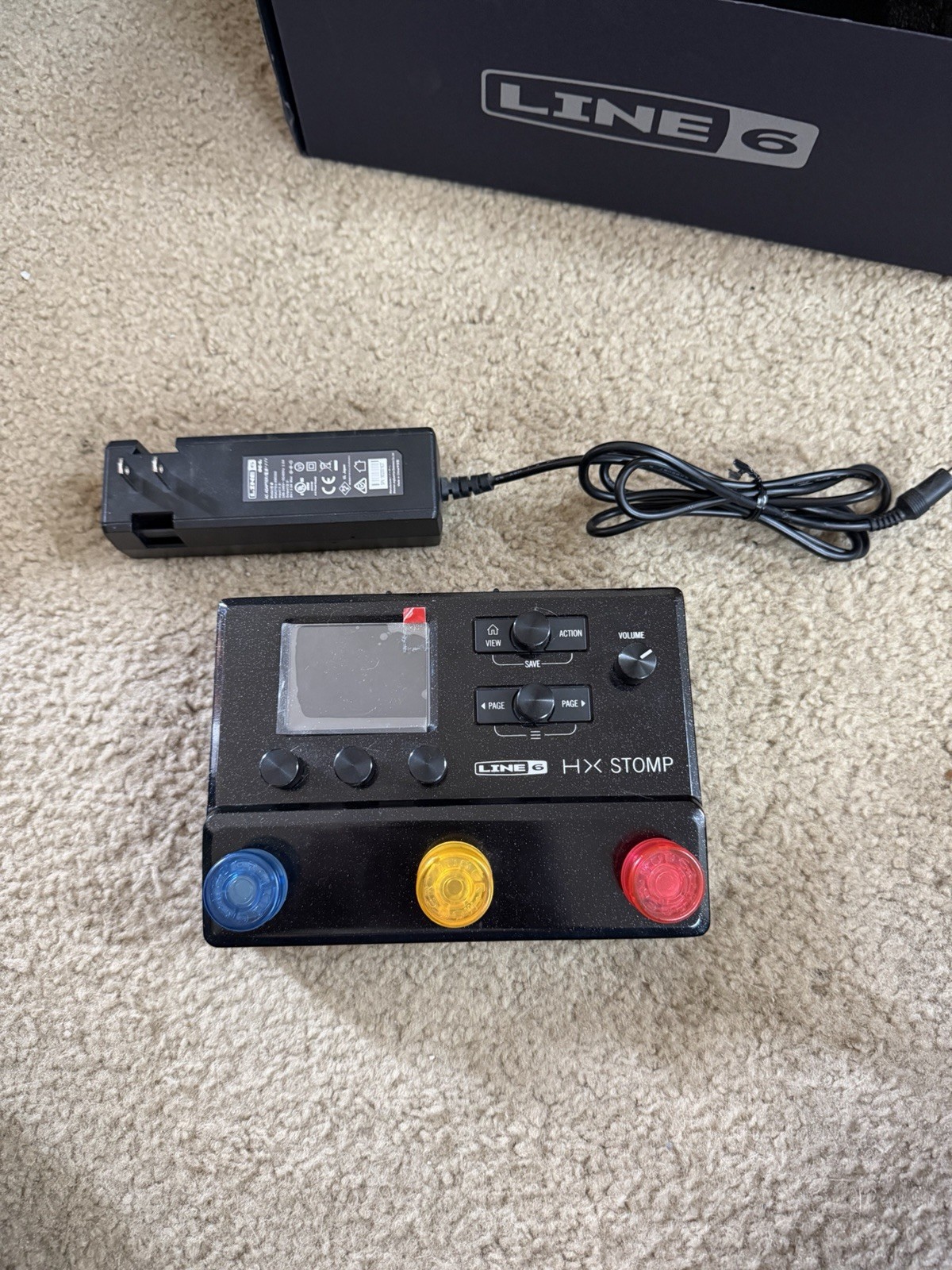 Line 6 HX Stomp Digital Multi-Effects Processor Pedal for Electric/Bass