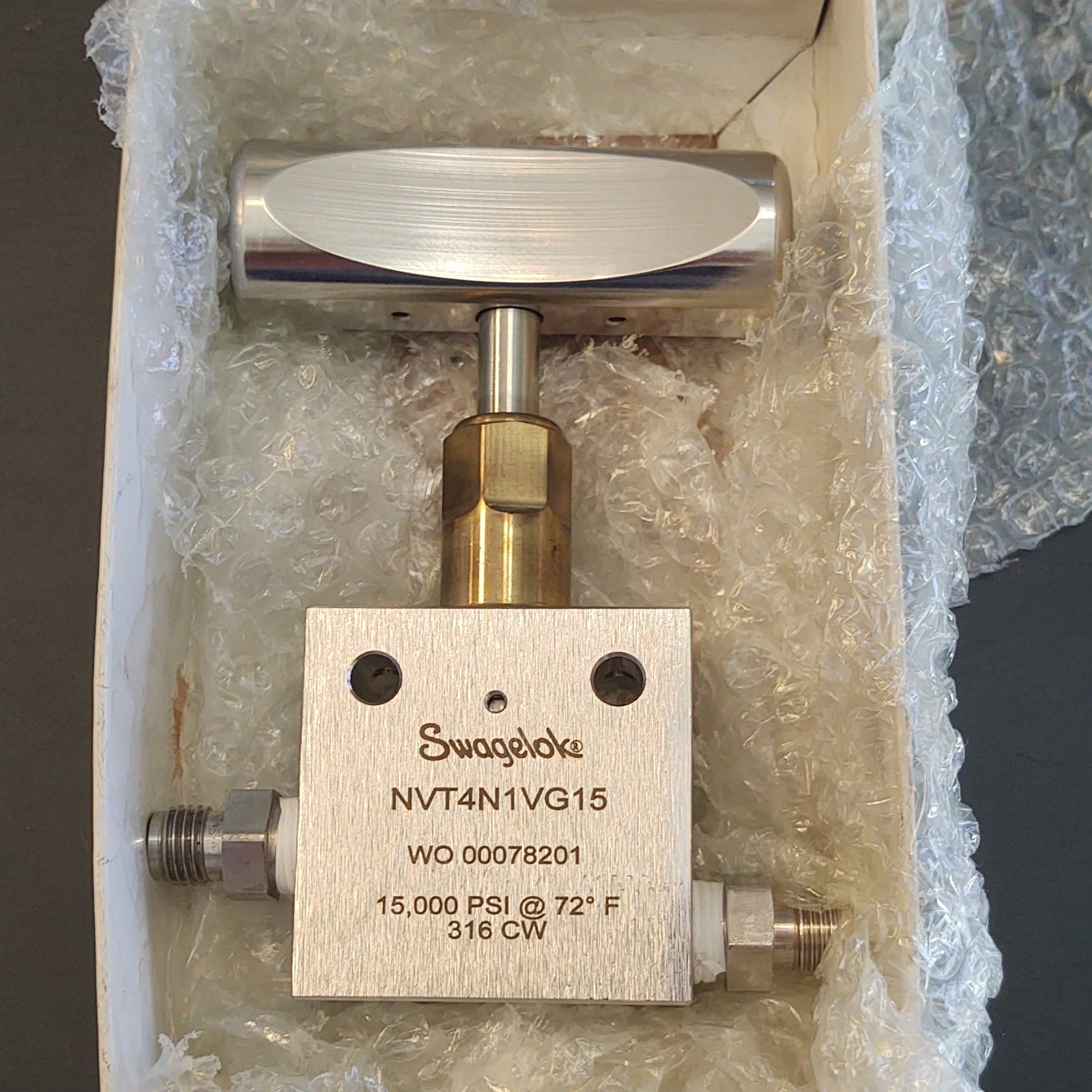 Swagelok NVT4N1VG15 Needle Valve 15000 PSI 316 Stainless Steel NPT