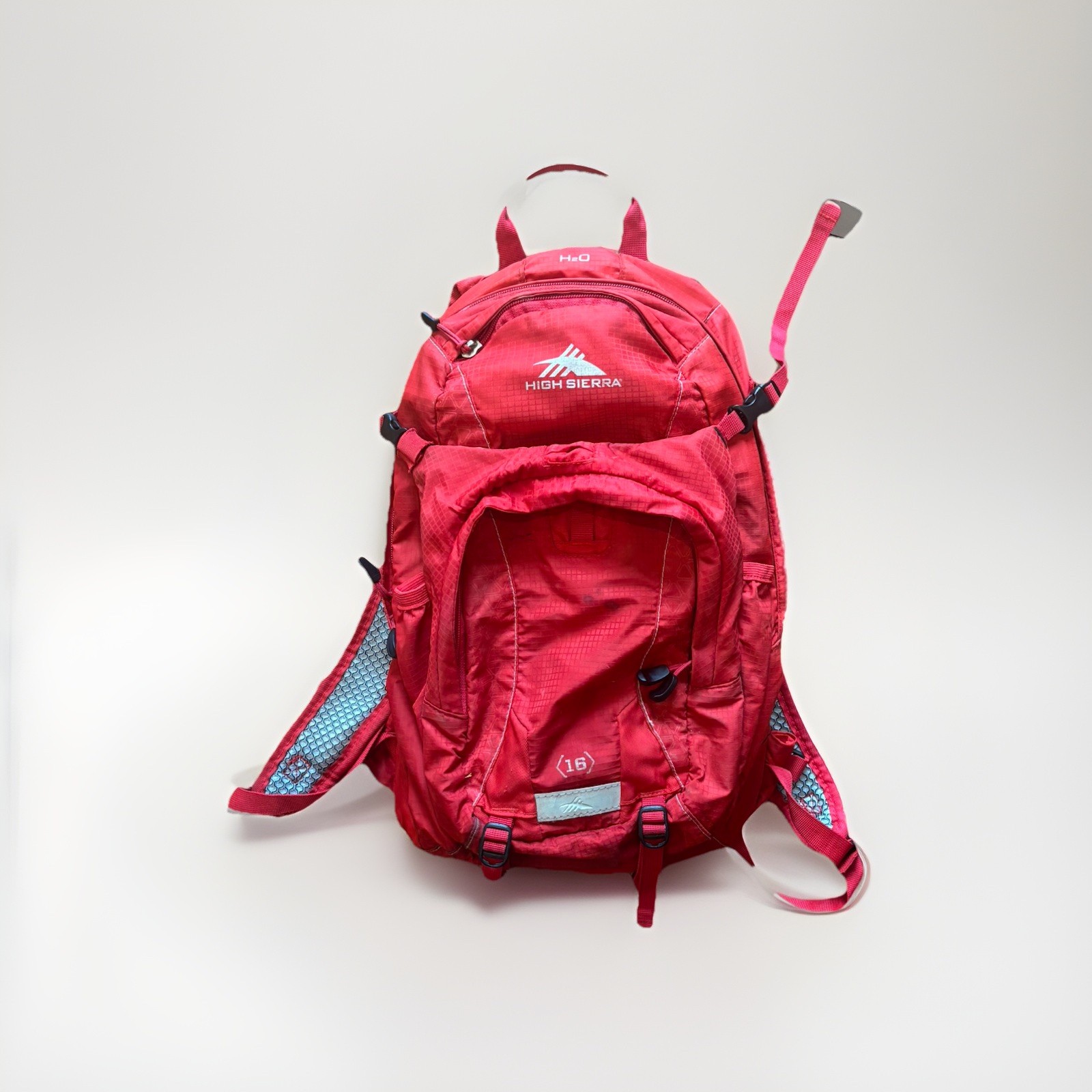 High Sierra 16 L Hiking Hydration Pack