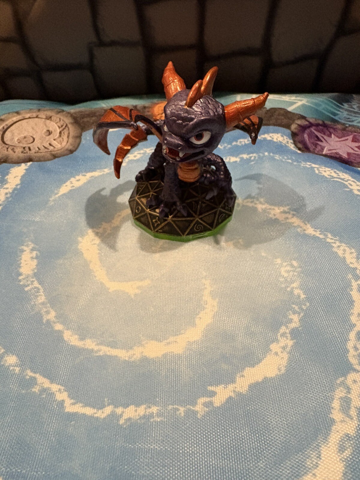 Skylanders: Spyro's Adventure: Spyro Series 1 Figure Green Base