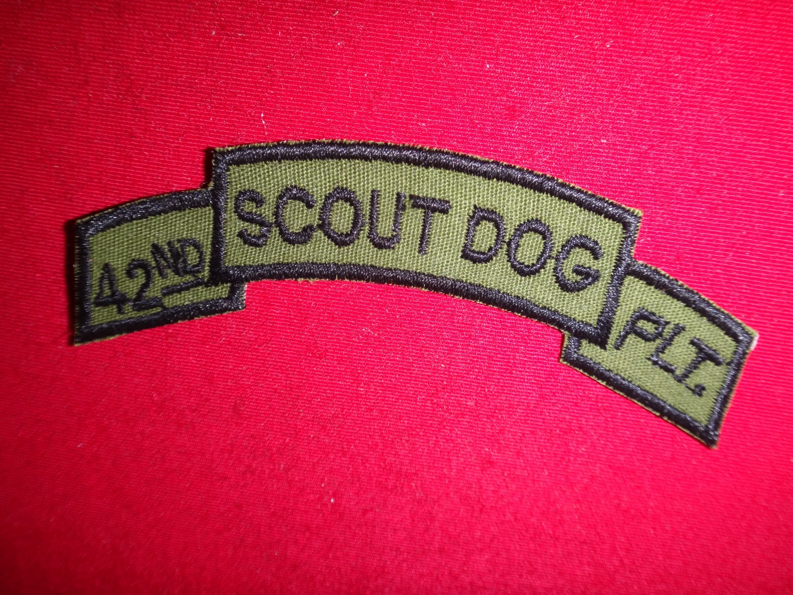 Vietnam War Scroll US 42nd Infantry SCOUT DOG PLATOON Subdued Patch