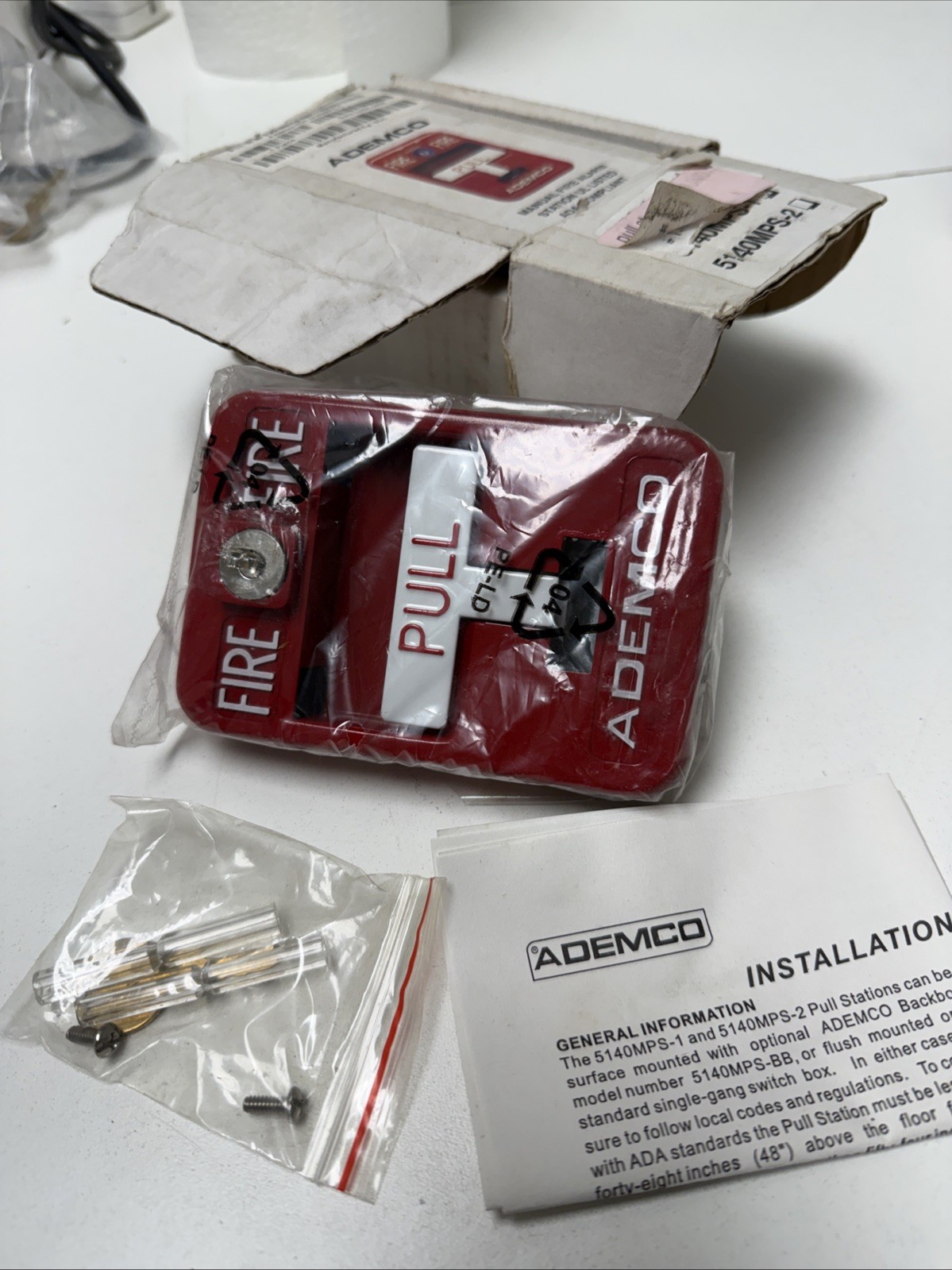 Ademco Manual Fire Alarm Pull Station Model 5140MPS-1