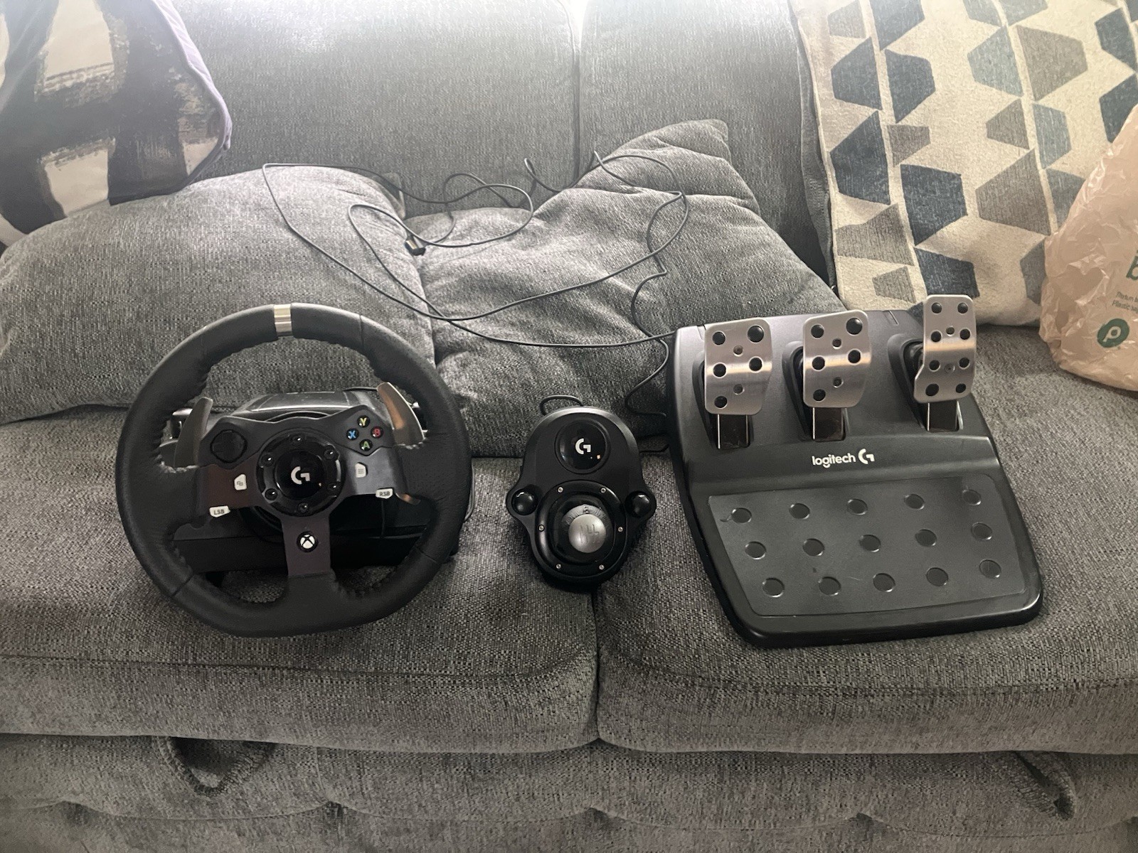 Logitech Racing Wheel, Pedals, Shifter & Power Adapter Bundle clean (TESTED)