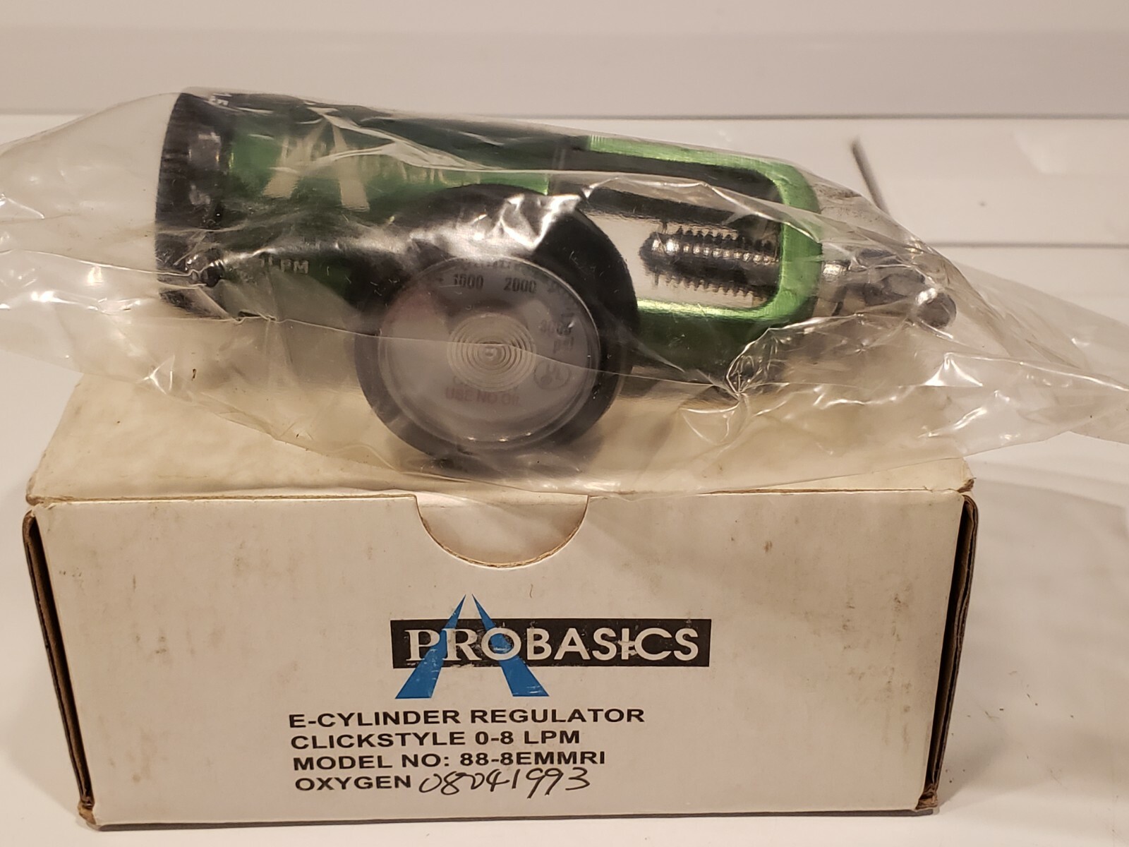Probasics 88-8EMMR, Medical Oxygen Regulator, 0-8 LPM (NEW IN SEALED PACKAGE)