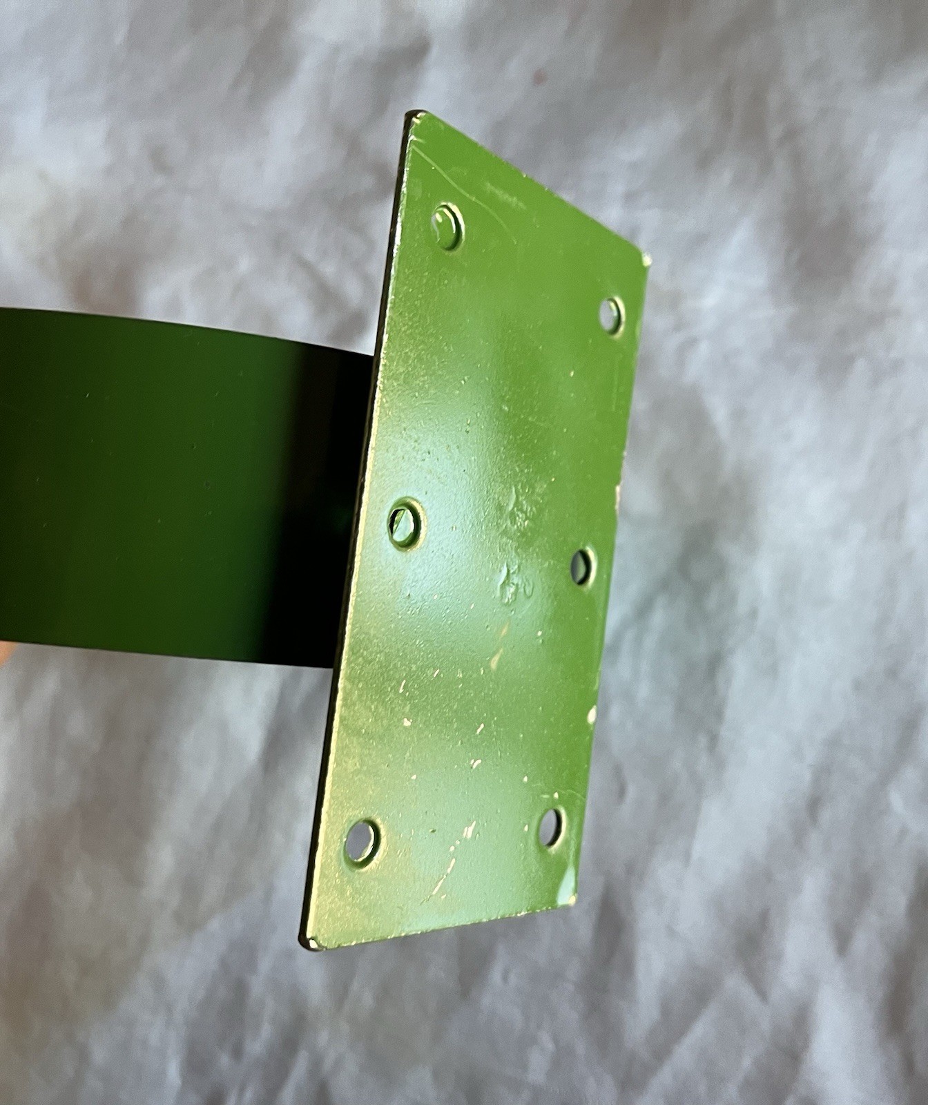 John Deere Clamp Bracket Attenuator, Seed Flow? Round Cylinder, Never used