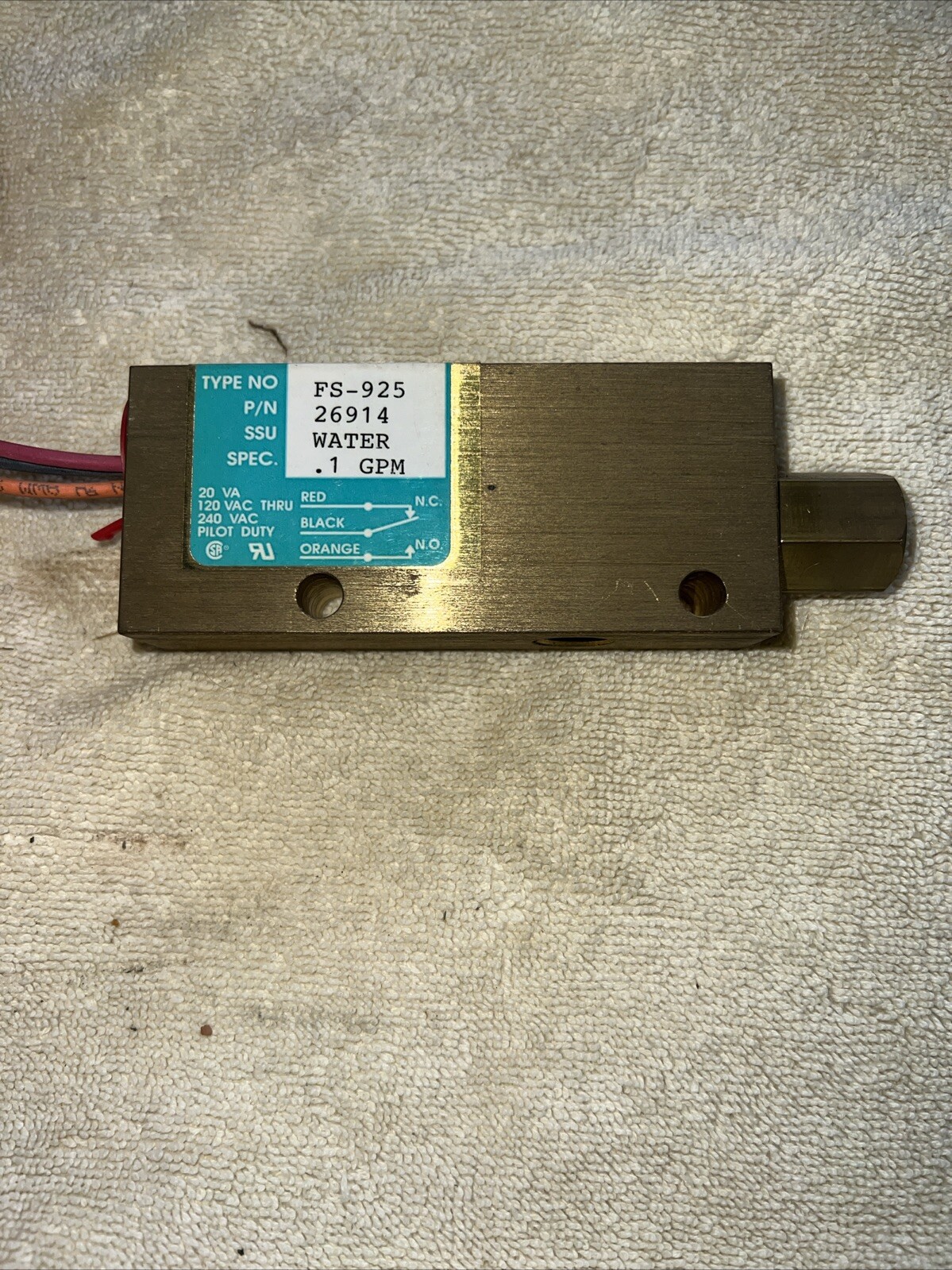 Gems 26914 Flow Switch FS-925 Series 0.10 GPM, 1/4" NPT