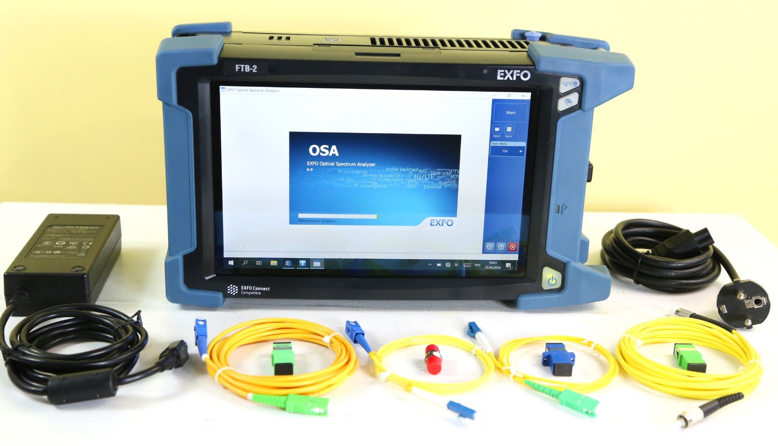 EXFO FTB-2, FTB-5240S-P-EI, OPTICAL SPECTRUM ANALYZER