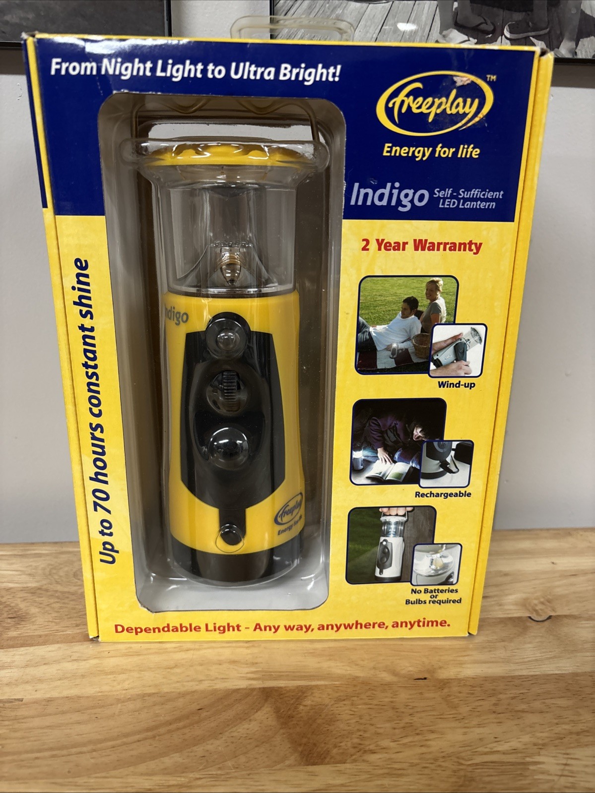 Freeplay Indigo Self Sufficient LED Lantern Wind Up & Rechargeable NOS