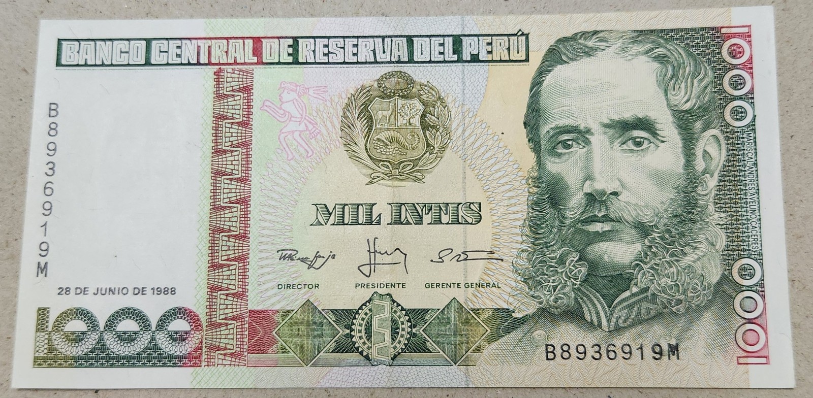 PERU 🇵🇪 1000 INTIS BANKNOTE (JUNE 28, 1988 / P# 136b)