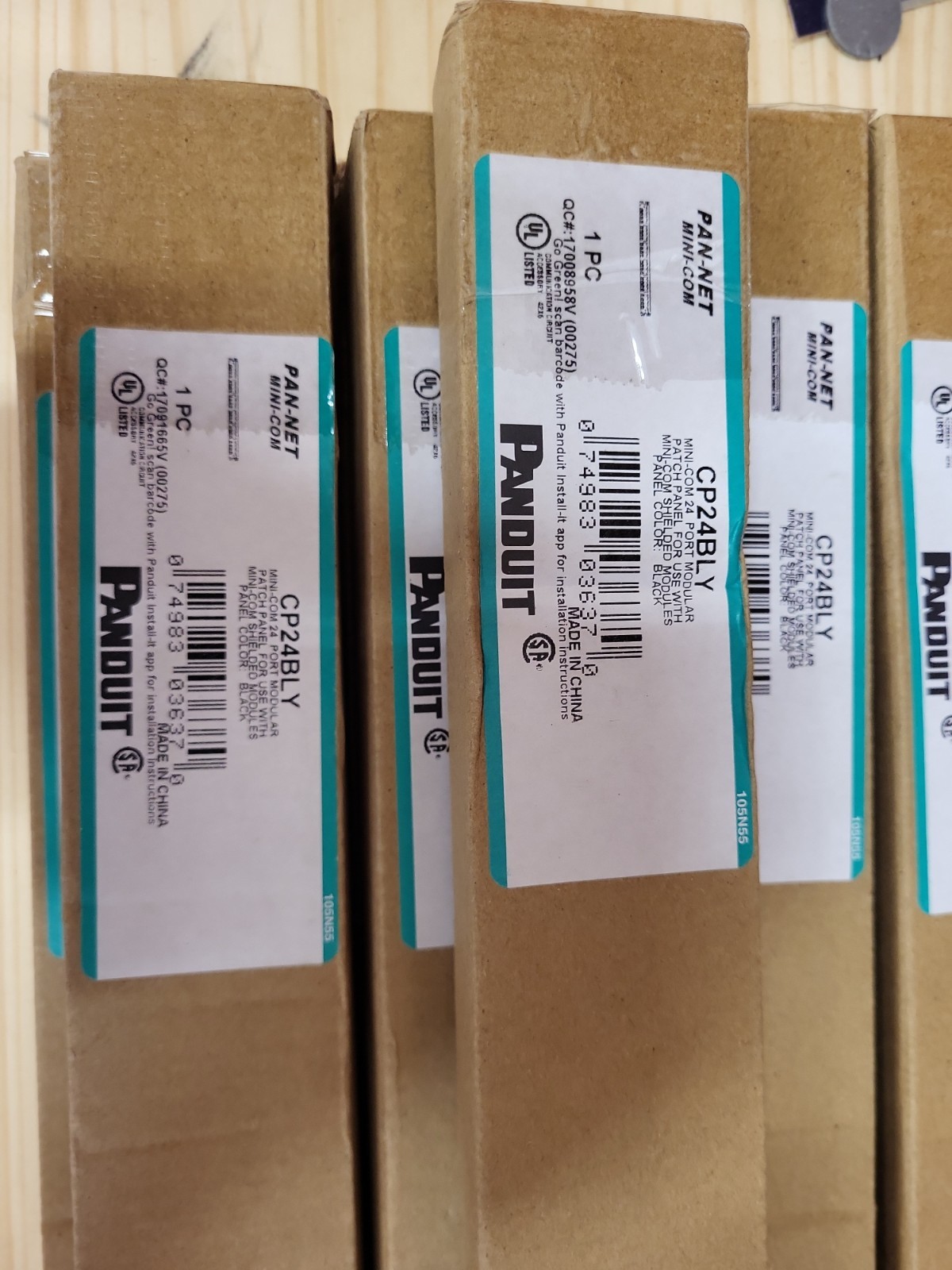Panduit CP24BL 24-Port Modular Patch Panel CP24BLY