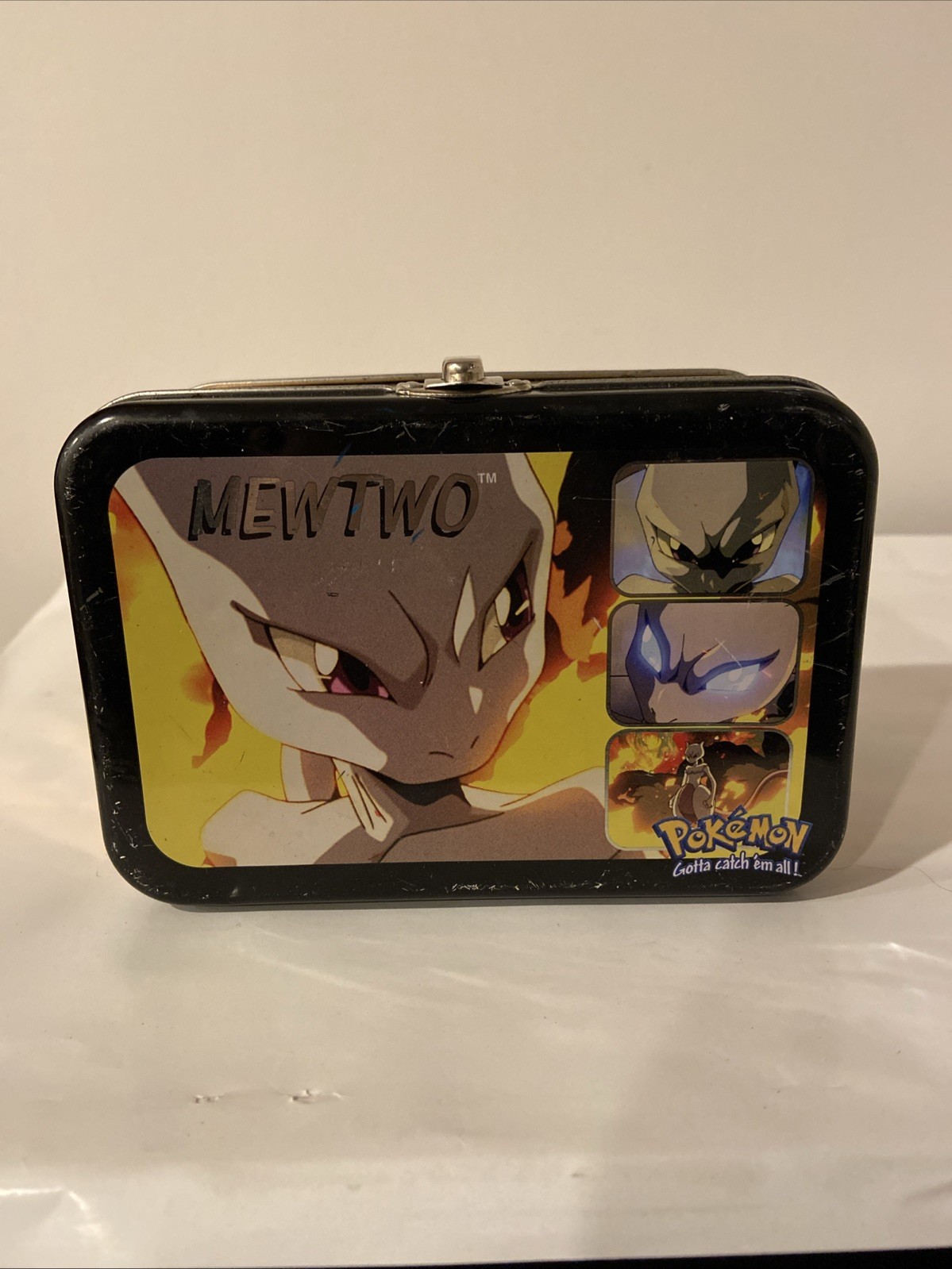Pokémon Mewtwo mini tin Metal Lunchbox Gold Black Collectible Gotta Catch Em All