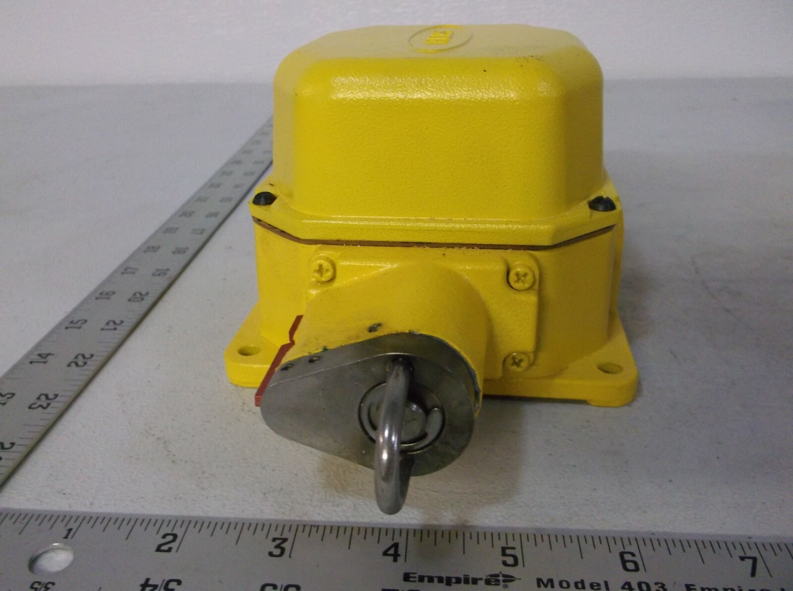 REES, 04955-200, CABLE OPERATED SWITCH, 2NO, 2NC