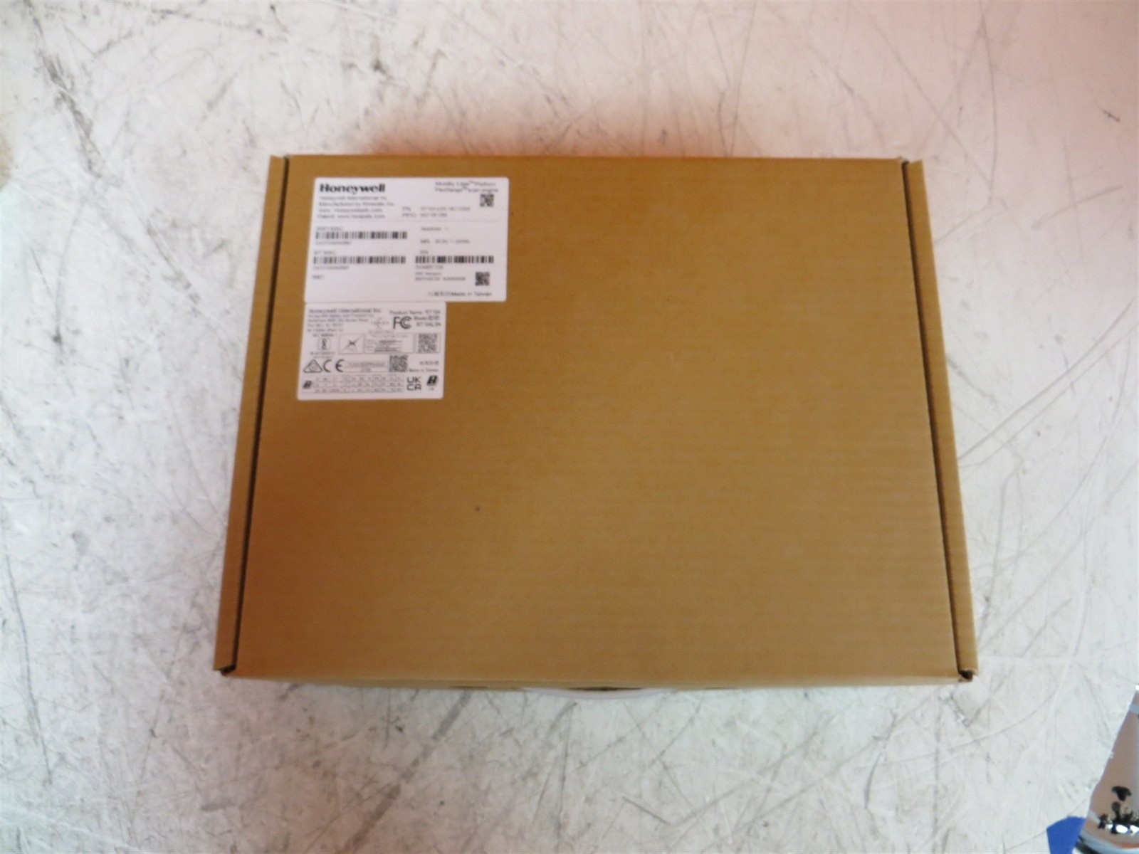 New Honeywell RT10A-L0N-18C12S0E Android 11 FlexRange Tablet Open Box