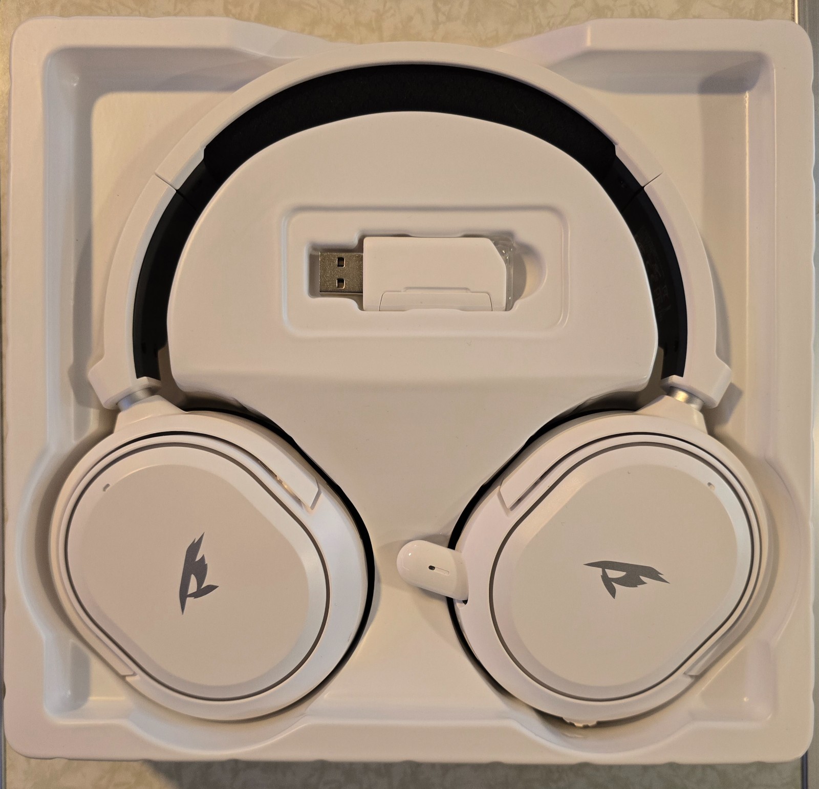 Valorise UG-08S  Wireless Gaming Headset, 7.1 Surround Sound - White Open Box