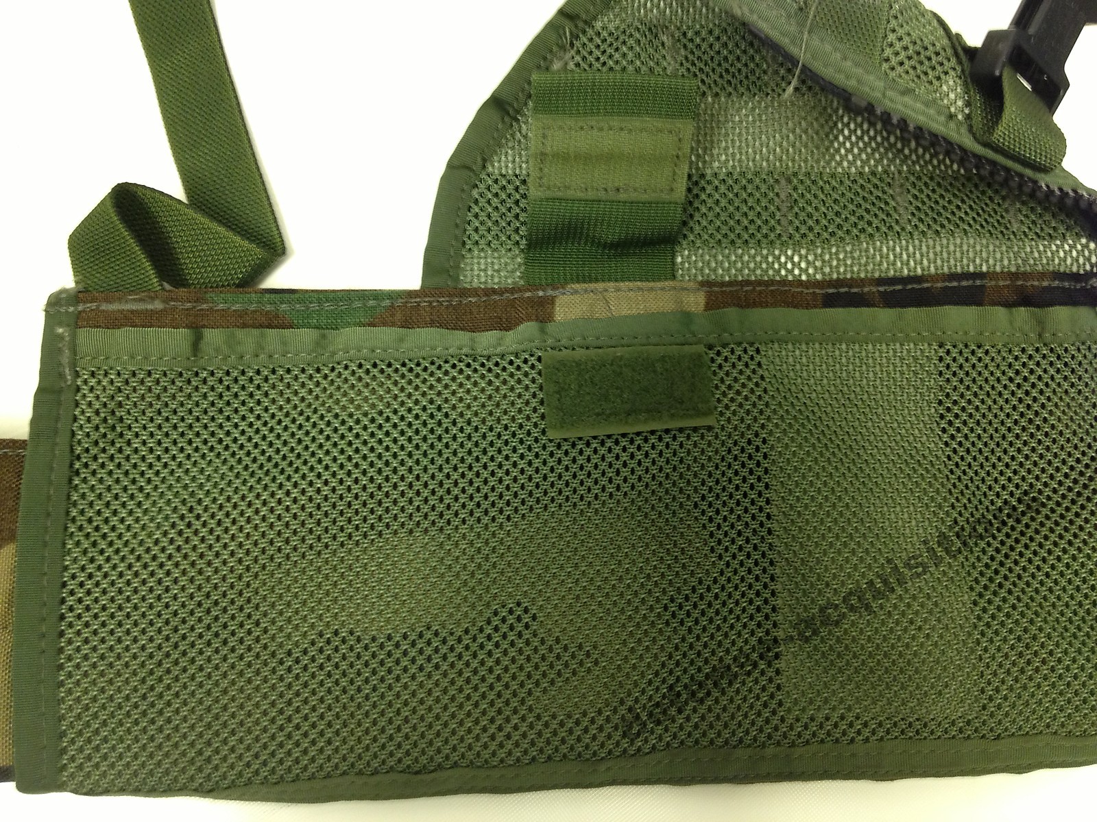 NEW US MILITARY WOODLAND CAMO FIGHTING LOAD CARRIER FLC TACTICAL VEST MOLLE II