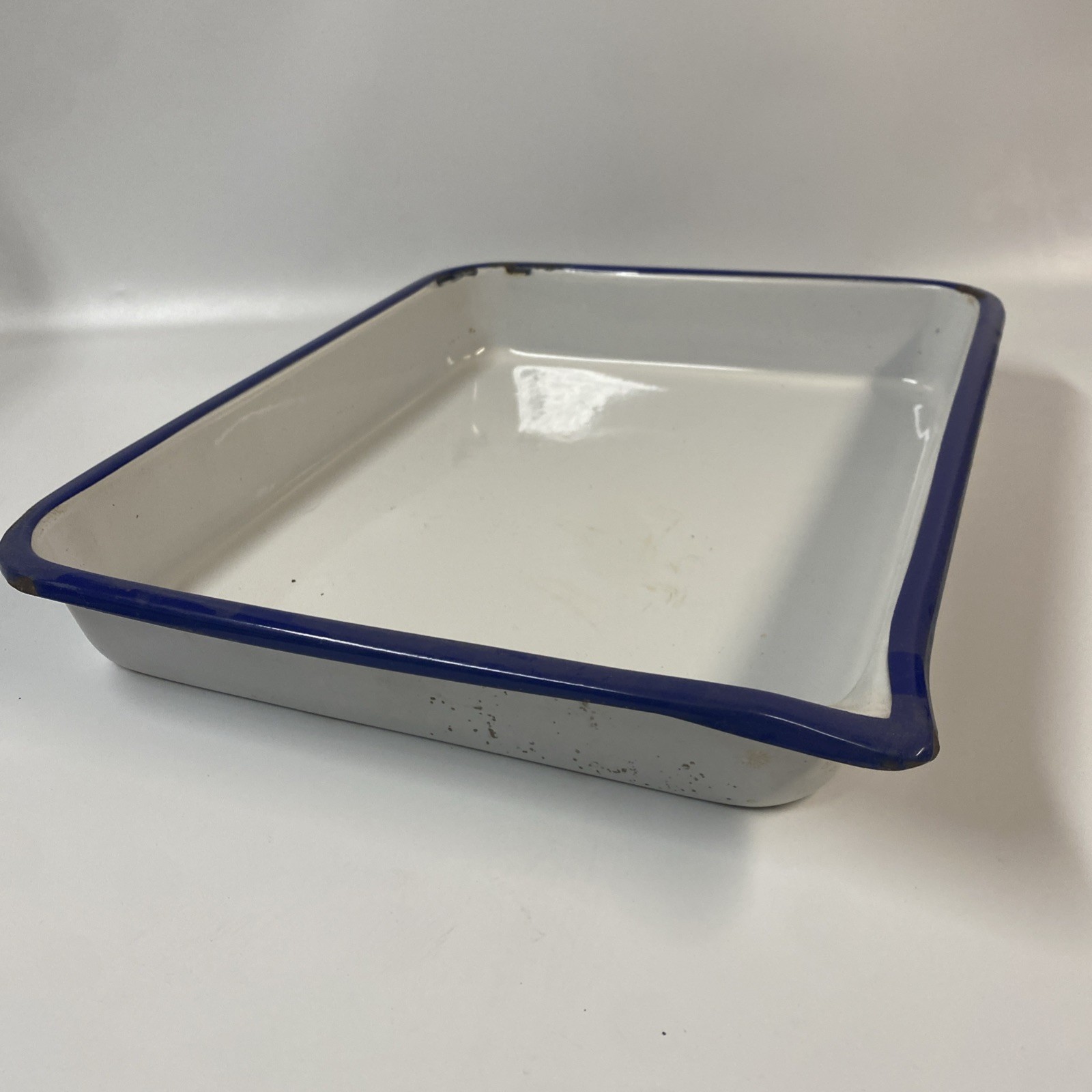 Large Vtg Porcelain Cesco Photo Darkroom Film Developing Tray Blue Rim 17x14x2.5