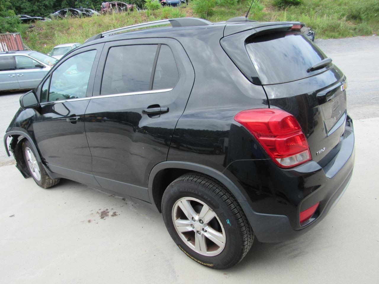 TRAX 2018 Glove Box 1059765