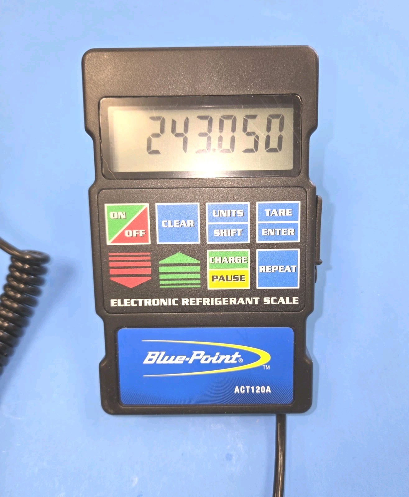 BLUE POINT REFRIGERANT SCALE ACT120A WITH CASE / VERY GOOD CONDITION!
