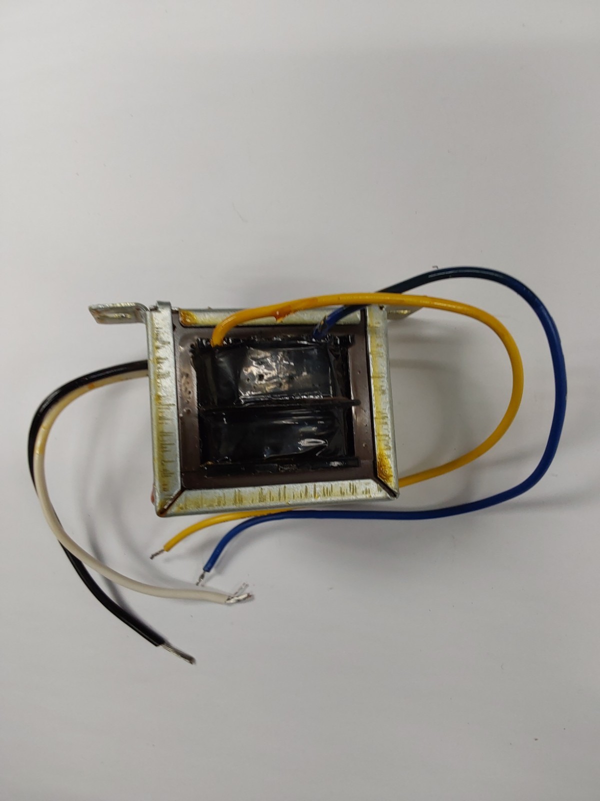 Universal Enterprises UET-114 Transformer E90068 New